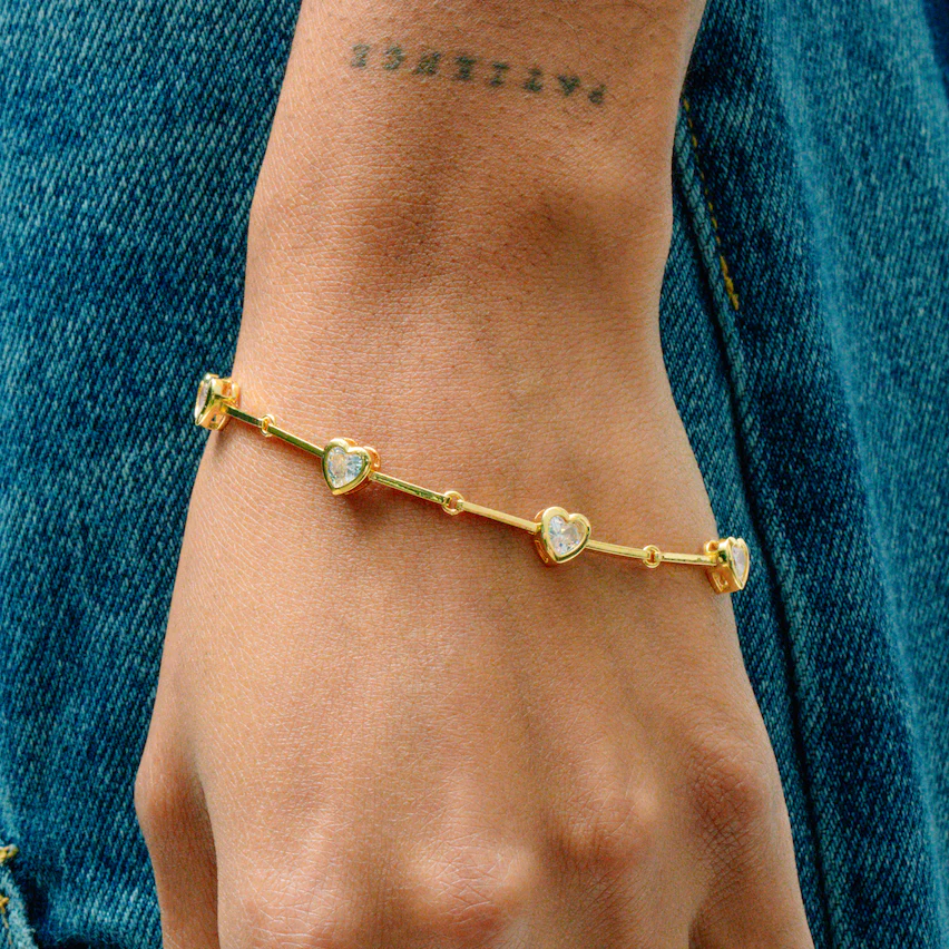 The Bezel Heart Link Bracelet - Image 3