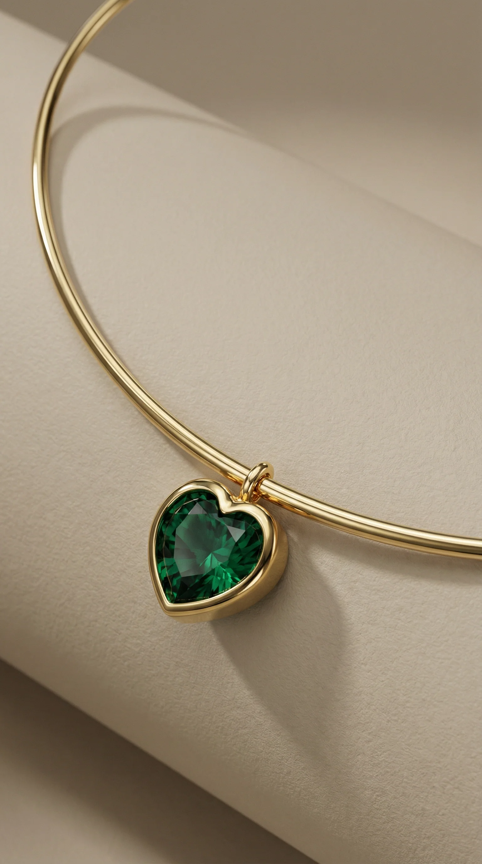 THE HEART PENDANT CHOKER - Image 3