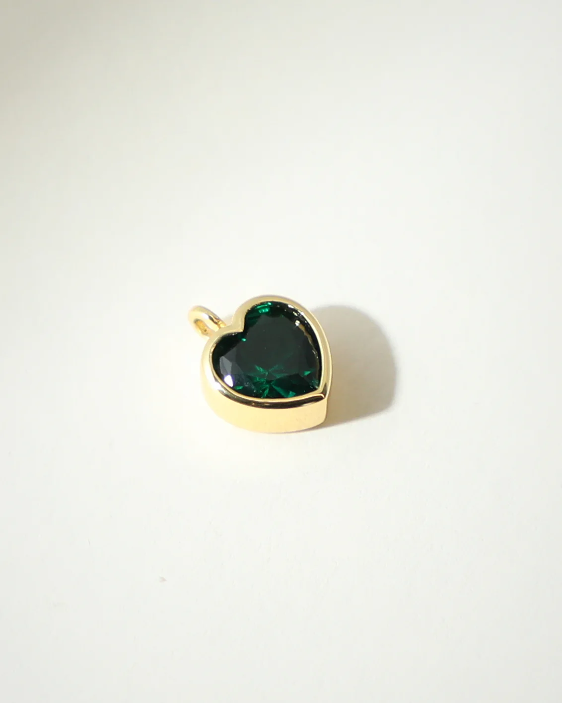 THE HEART PENDANT CHOKER - Image 8