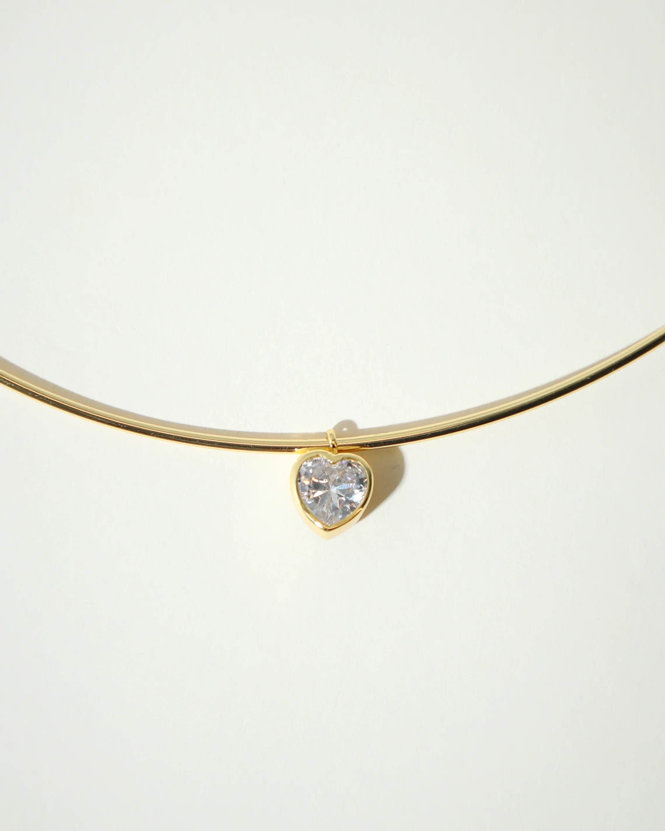 THE HEART PENDANT CHOKER - Image 9