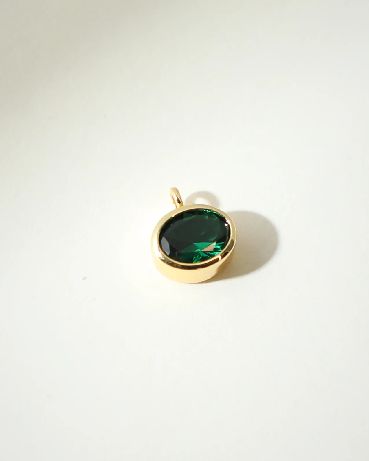 THE OVAL PENDANT CHOKER - Image 9