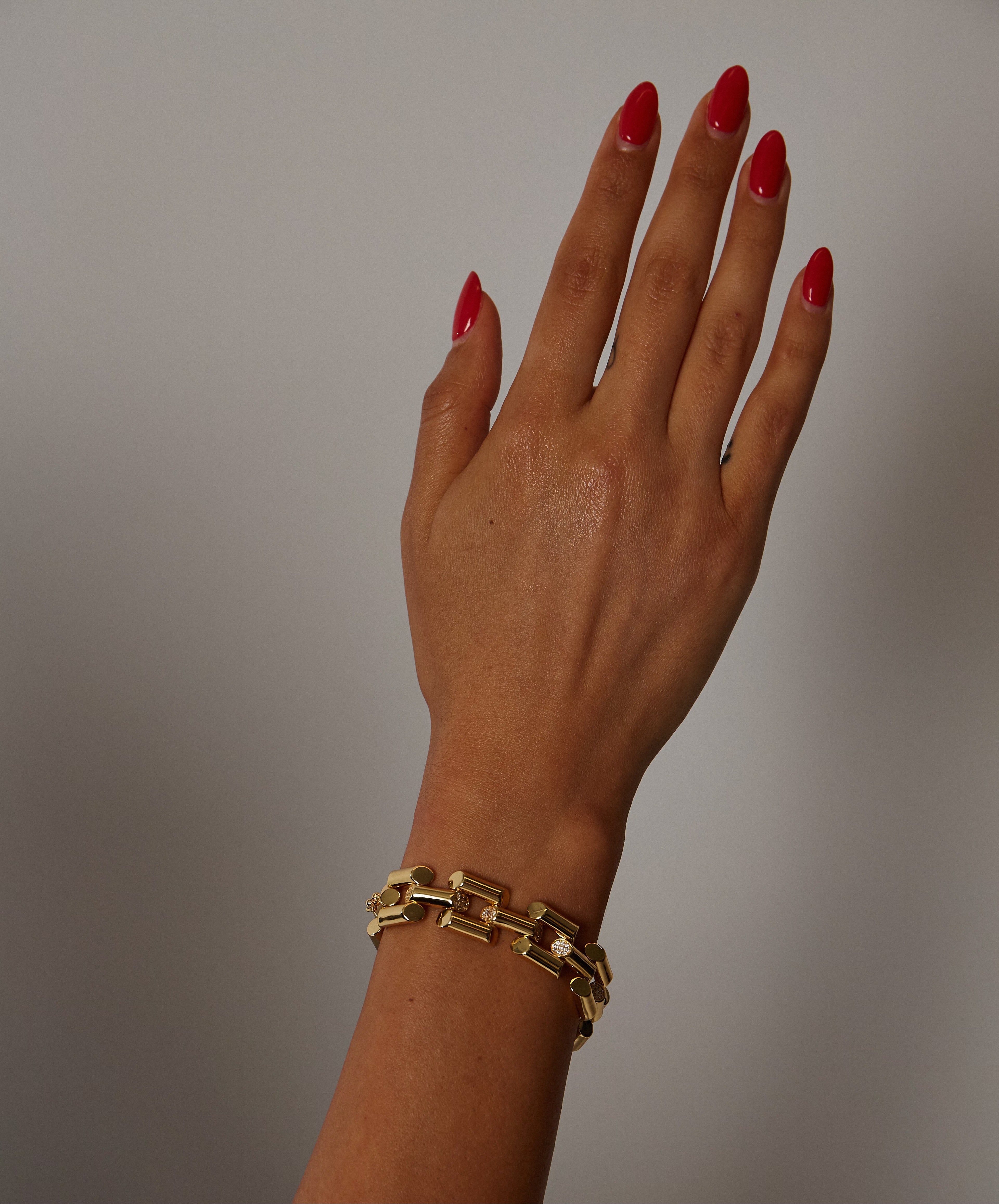 THE AMA STONE LINK BRACELET - Image 3