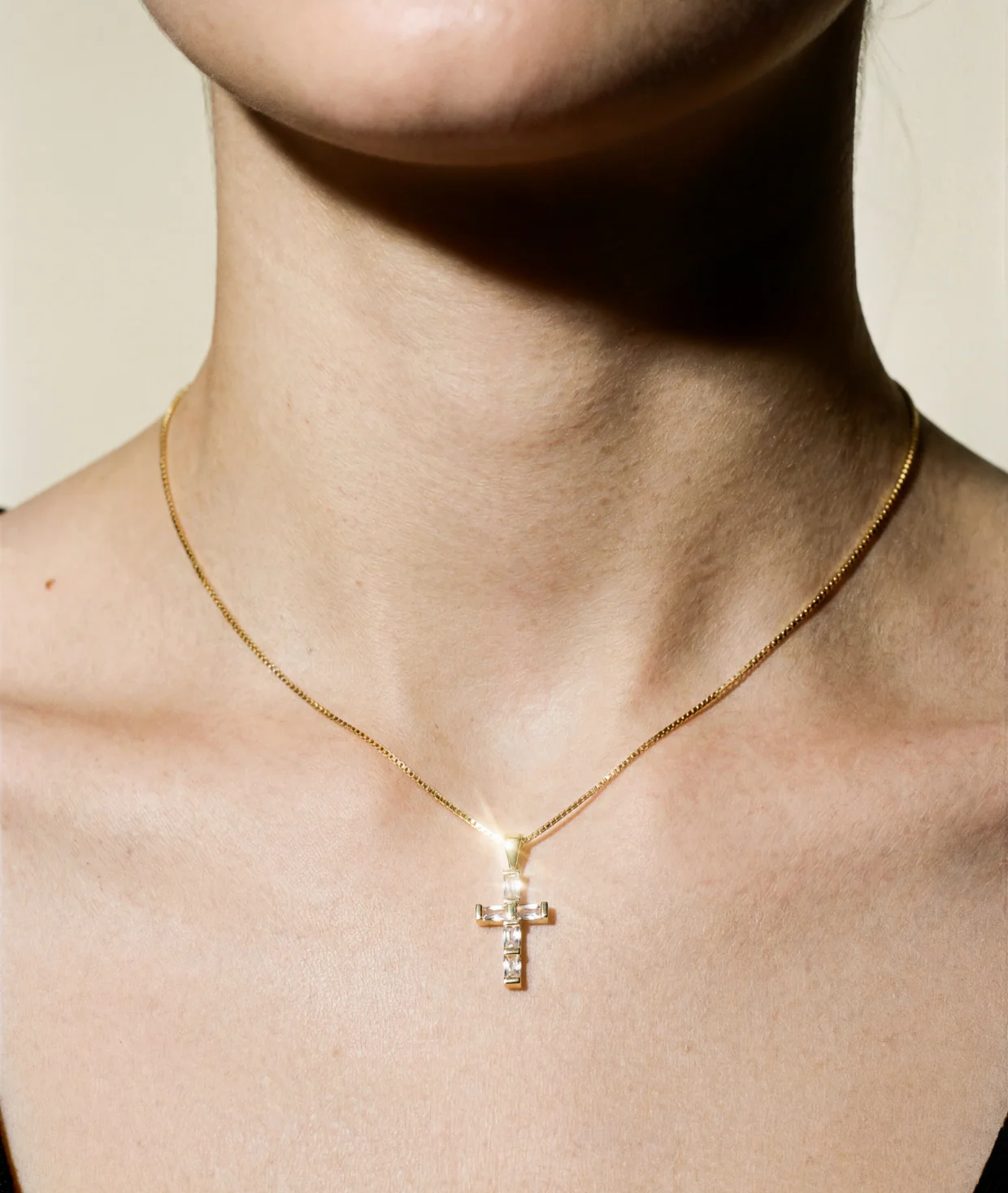 The Baguette Pendant Necklace - Image 2