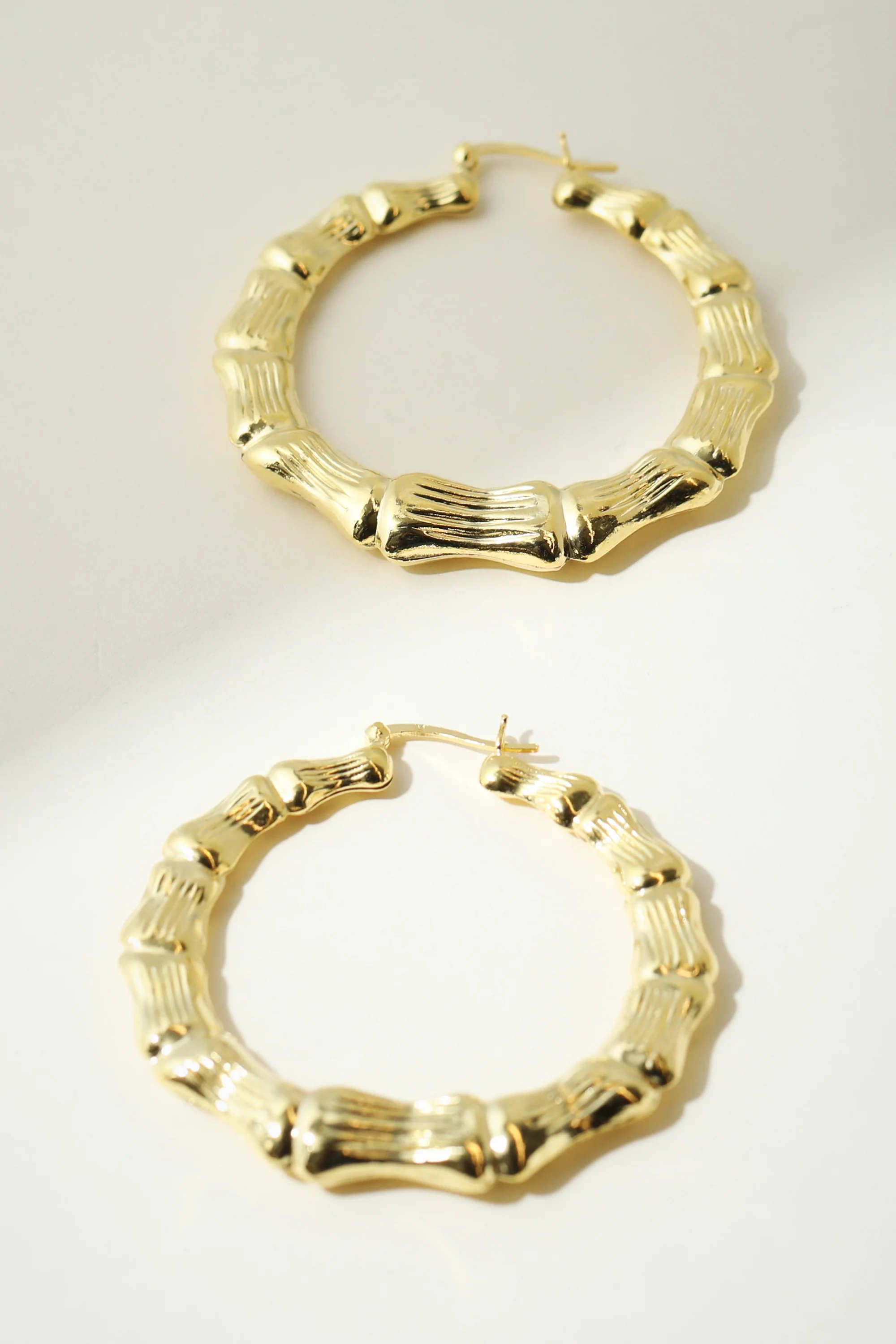 The Bamboo Hoop Earring - Image 7