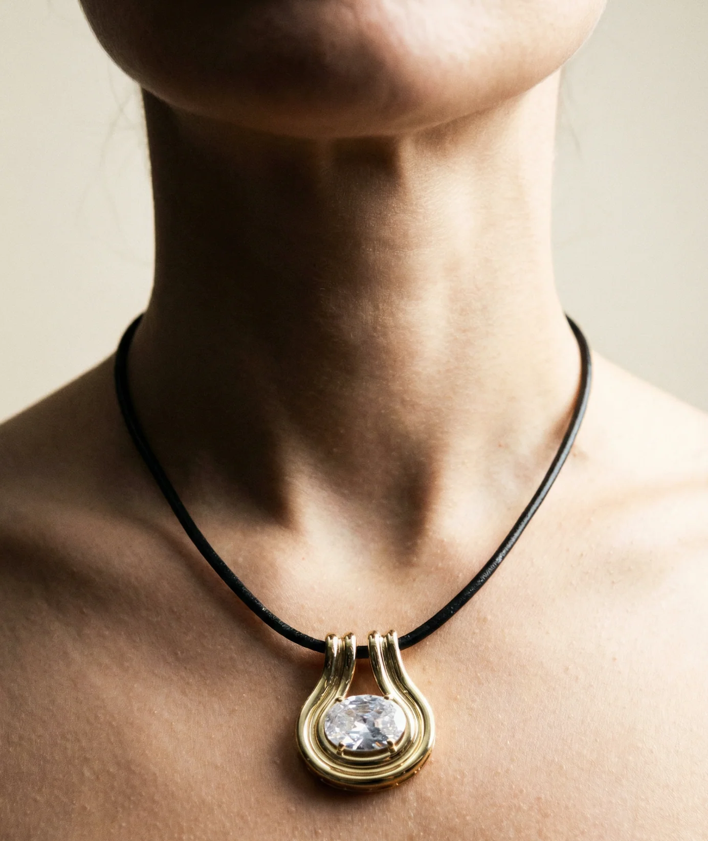 THE BIBI GEM PENDANT NECKLACE - Image 3
