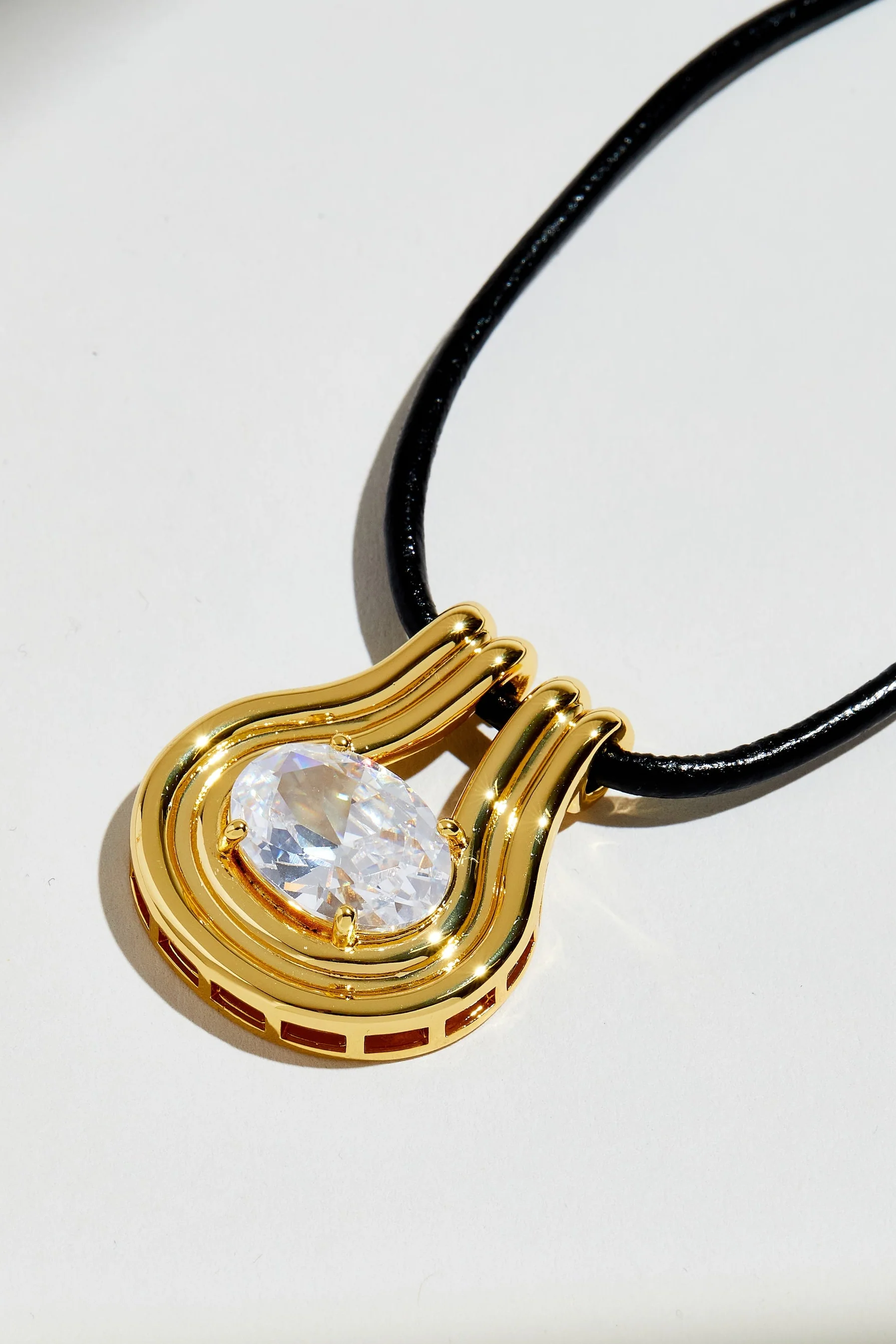 THE BIBI GEM PENDANT NECKLACE - Image 4