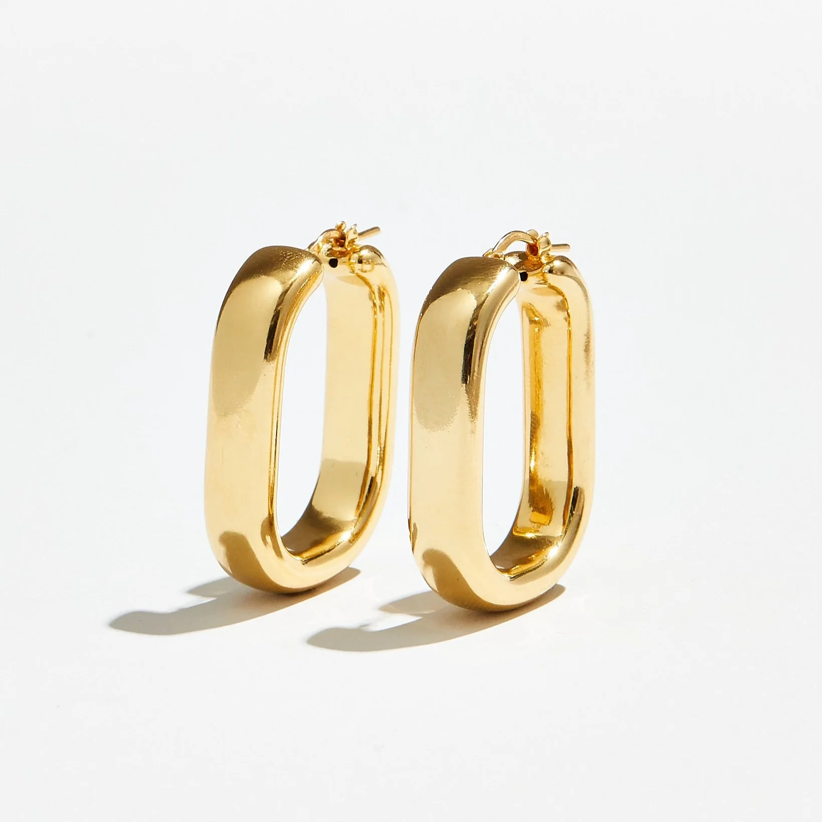THE BOLD EMI HOOPS - Image 3
