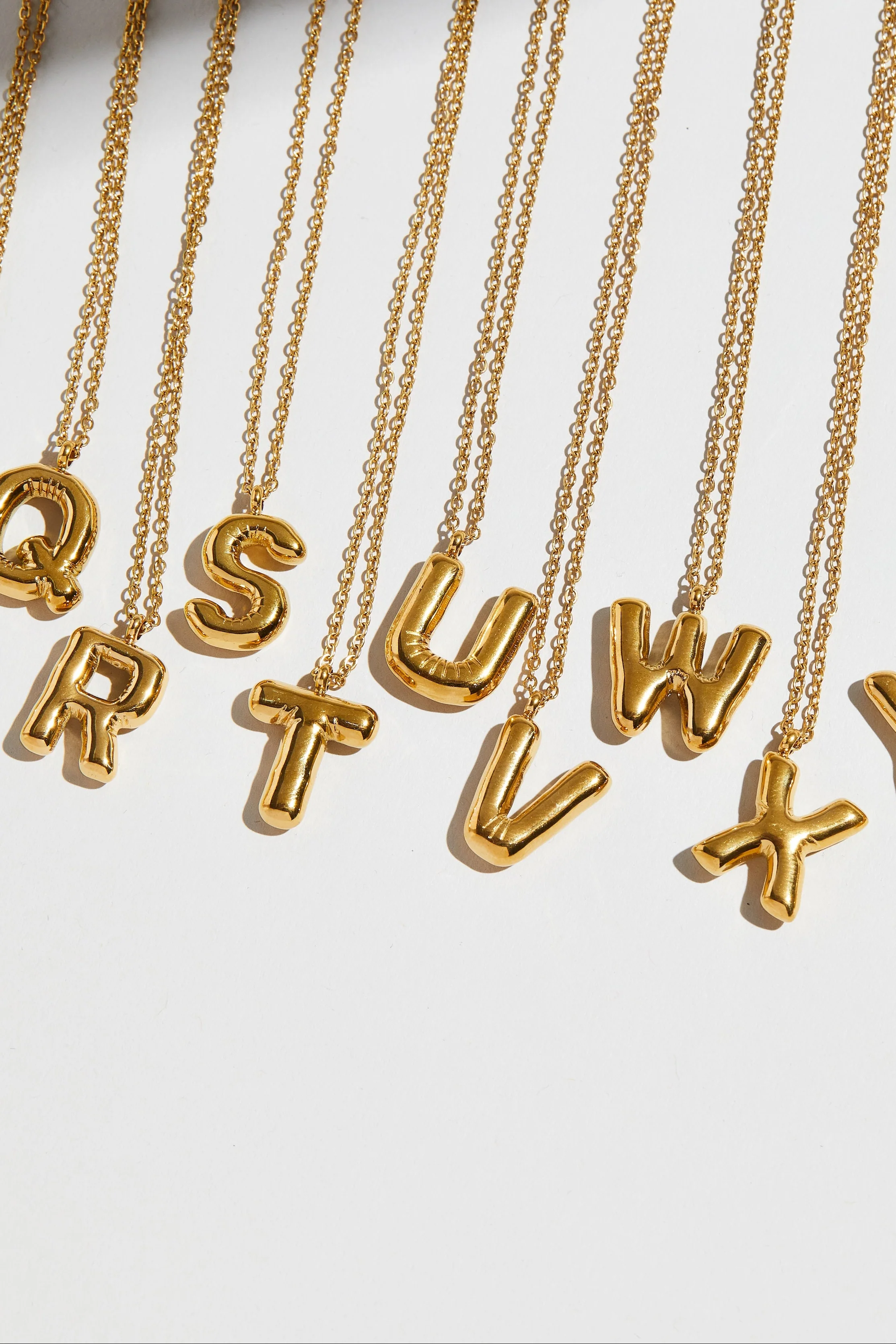 THE BUBBLE LETTER BLOCK PENDANT NECKLACE - Image 11