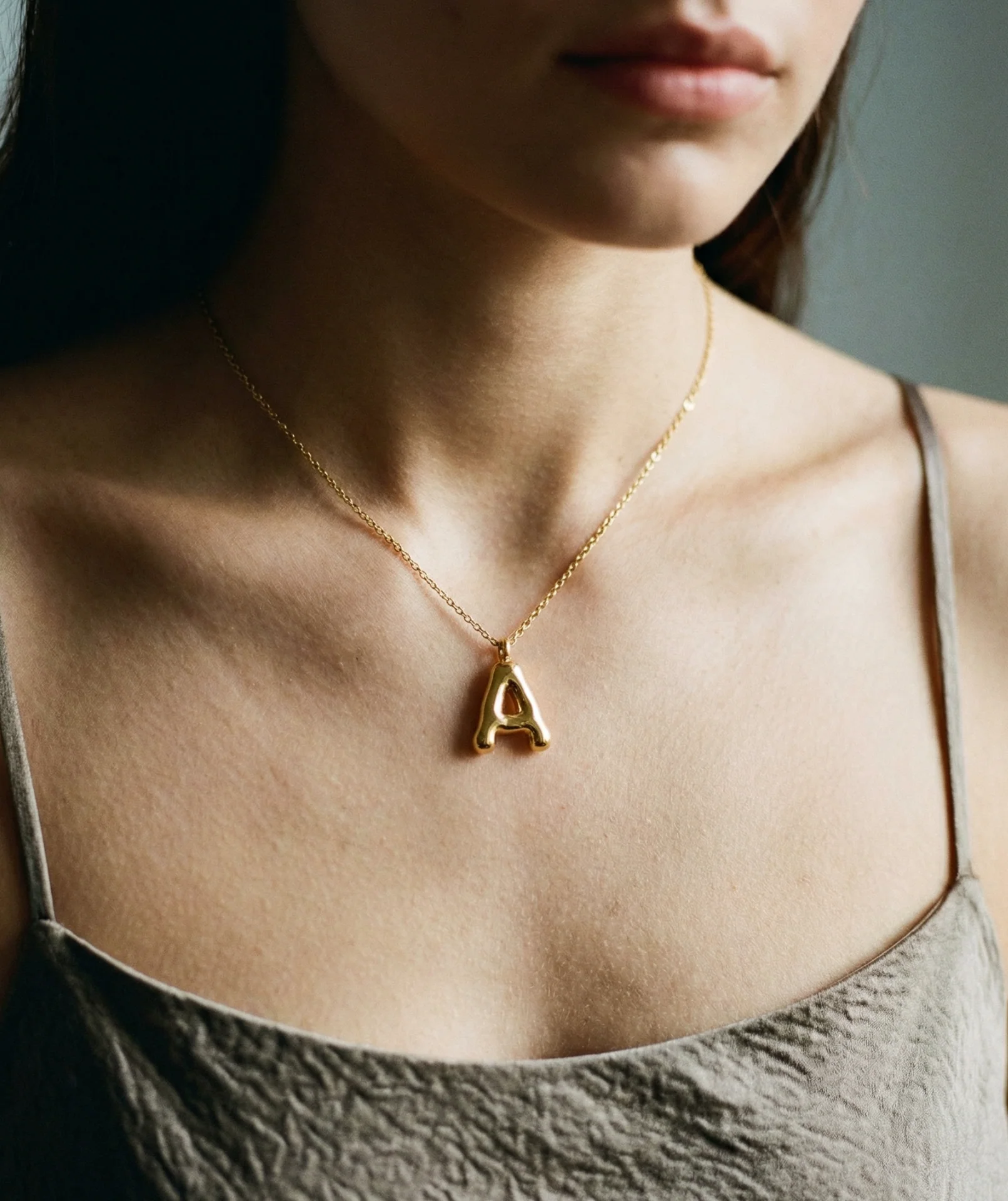 THE BUBBLE LETTER BLOCK PENDANT NECKLACE - Image 2