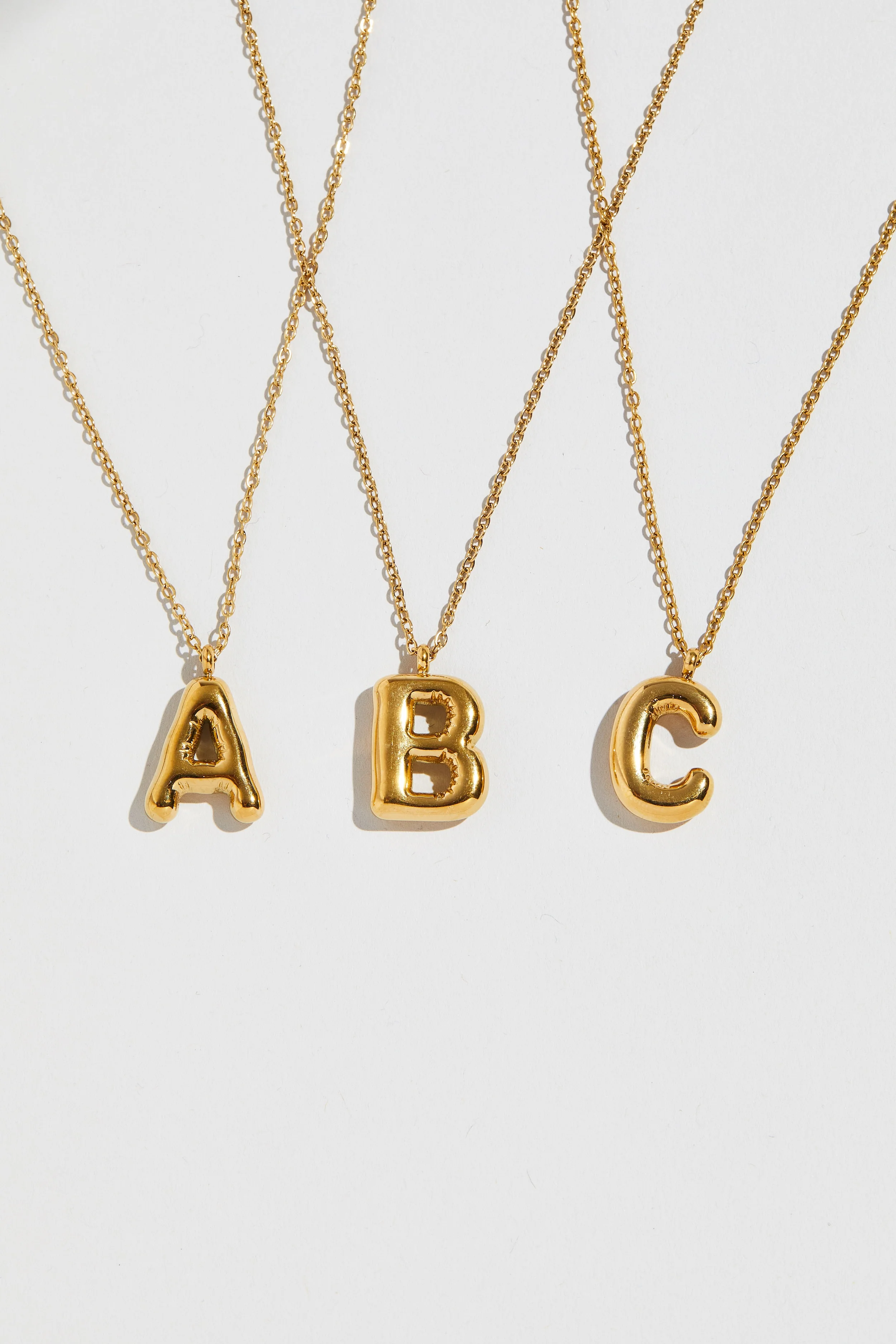 THE BUBBLE LETTER BLOCK PENDANT NECKLACE - Image 4