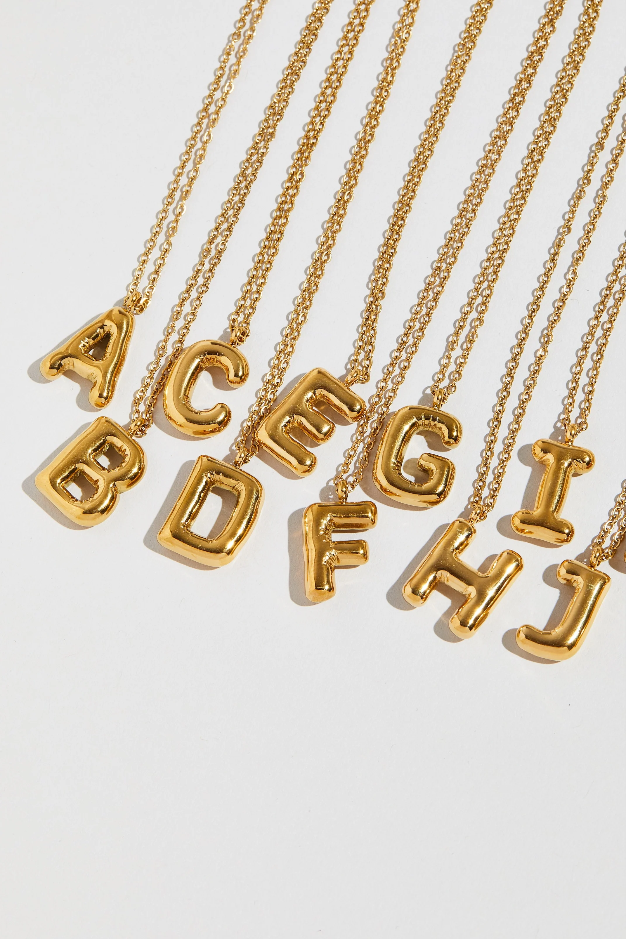 THE BUBBLE LETTER BLOCK PENDANT NECKLACE - Image 8