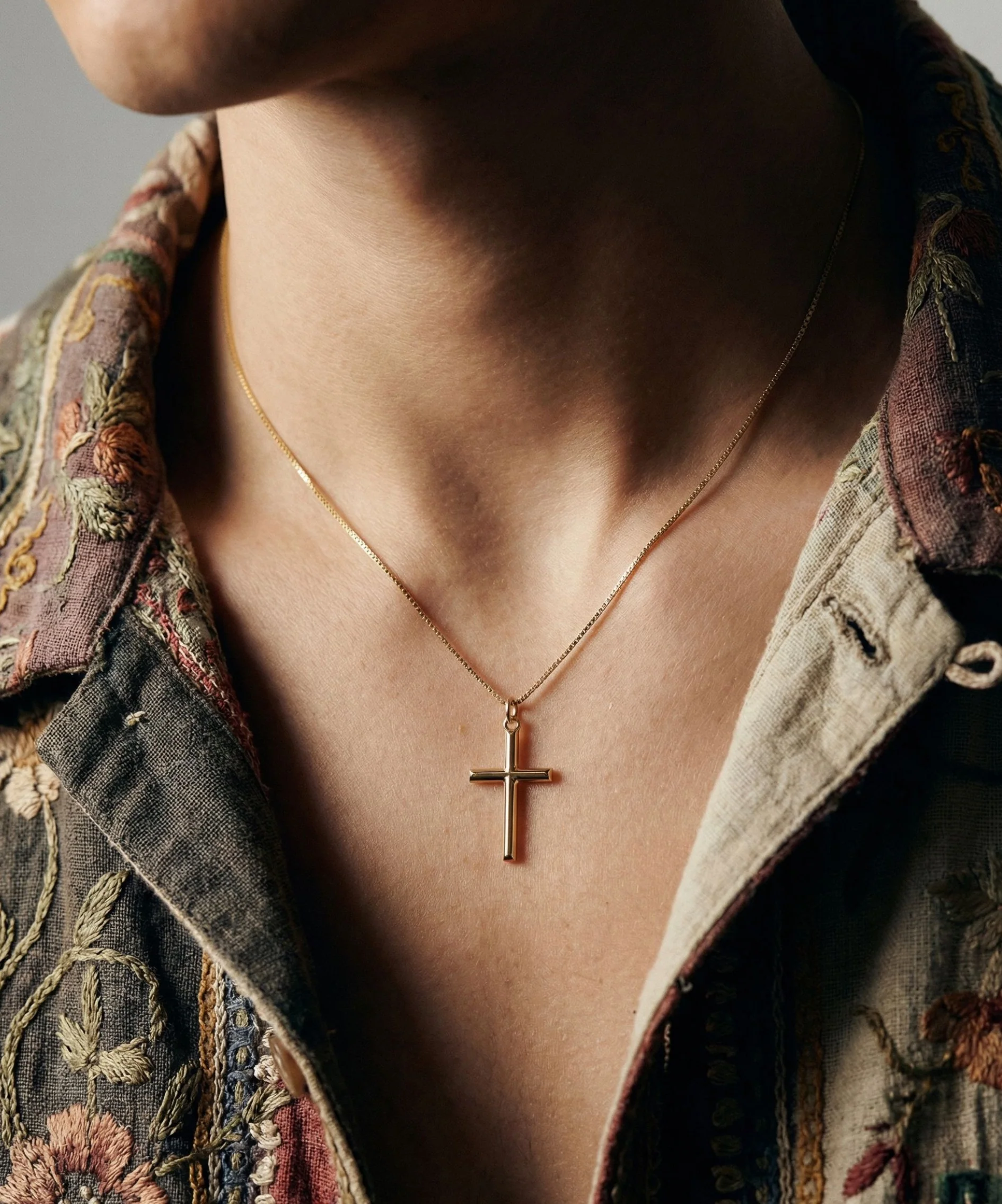 The Cross Pendant Necklace - Image 4