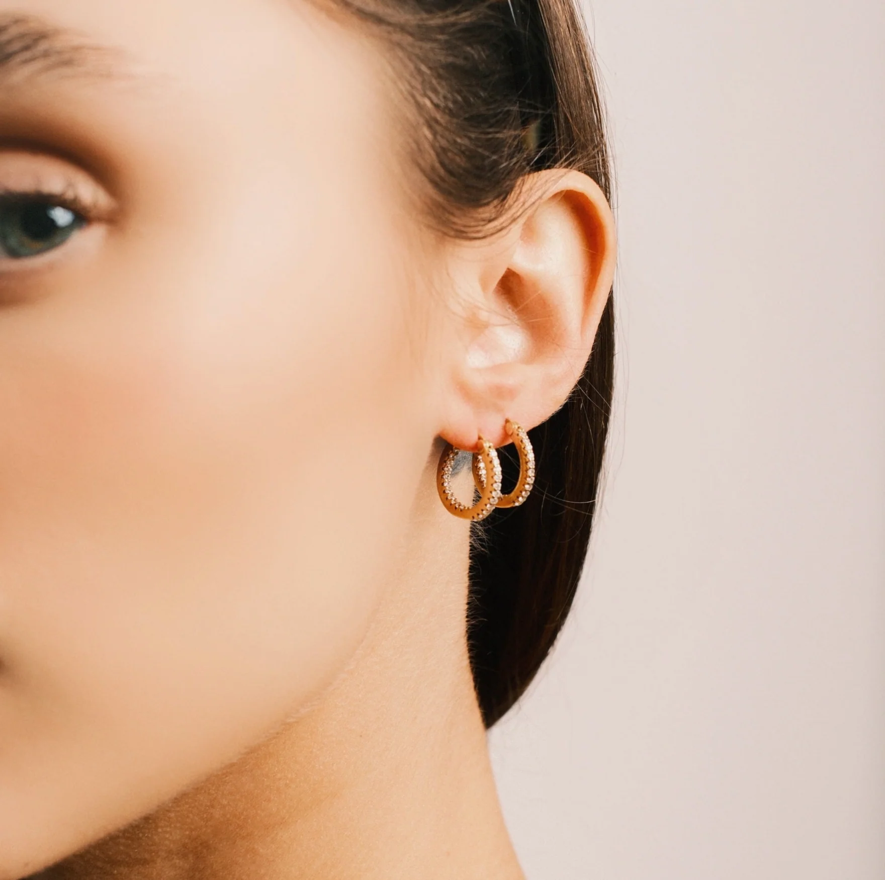 The Double Pavé Essential Huggie Hoop Earrings - Image 3