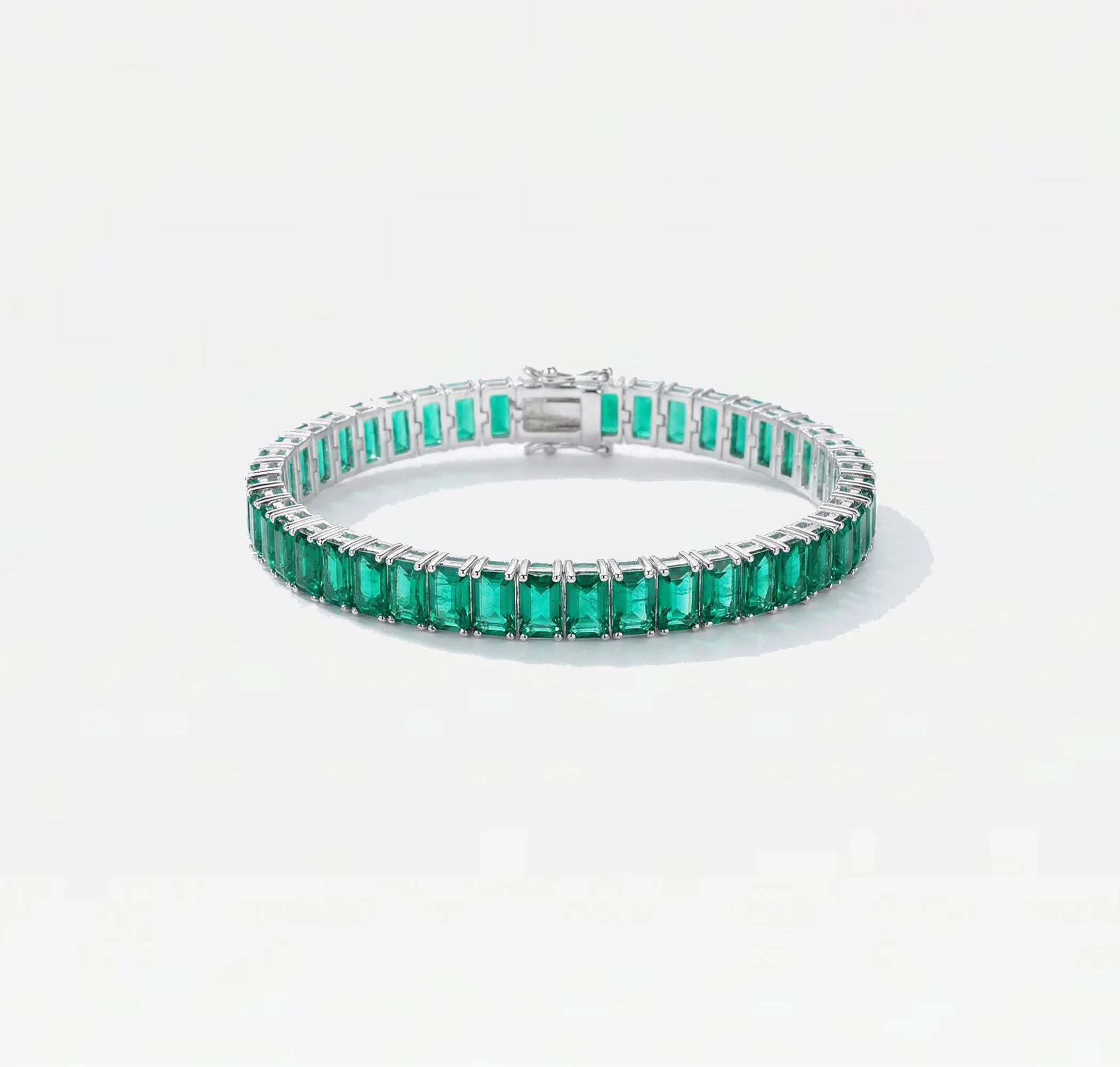 THE EMERALD GREEN TENNIS BRACELET