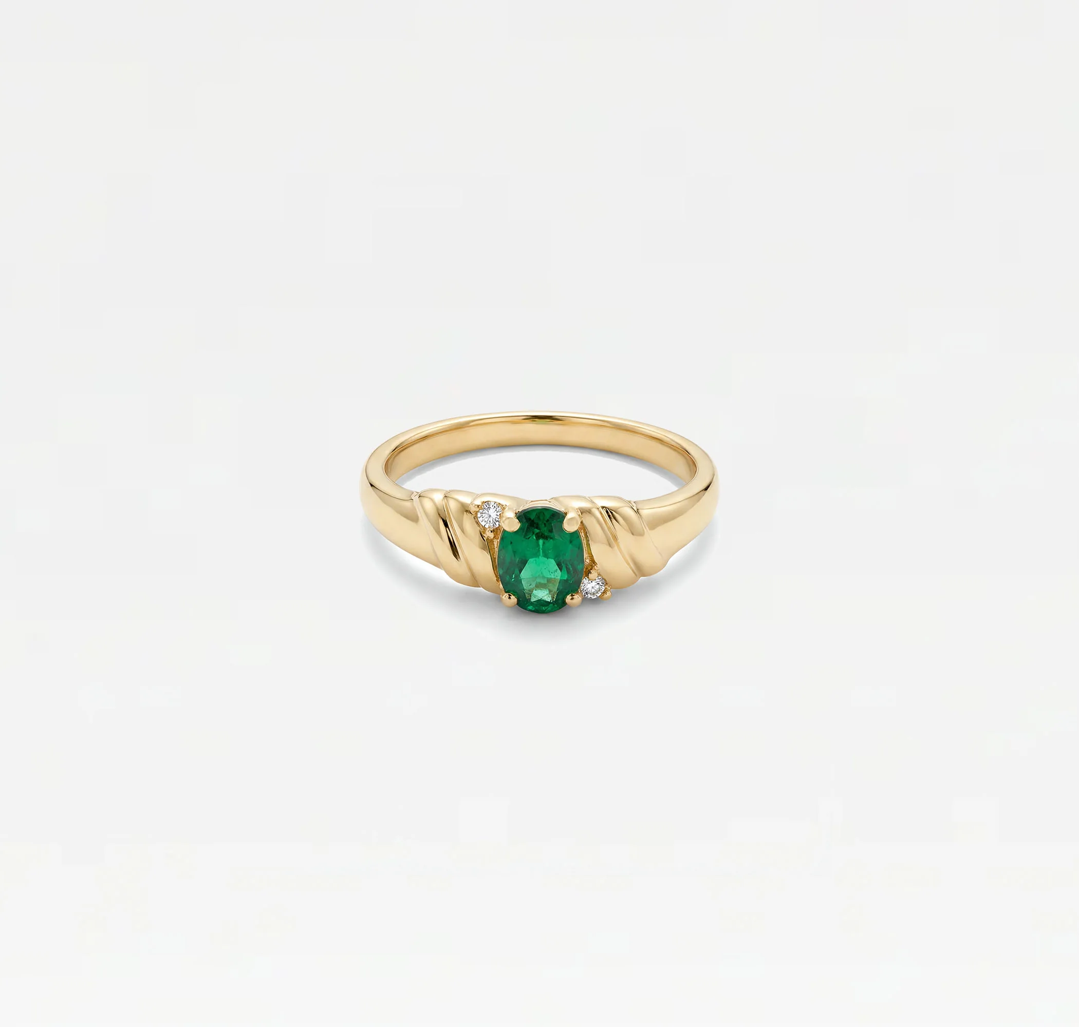The Emerald Juna Tiny Oval Ring
