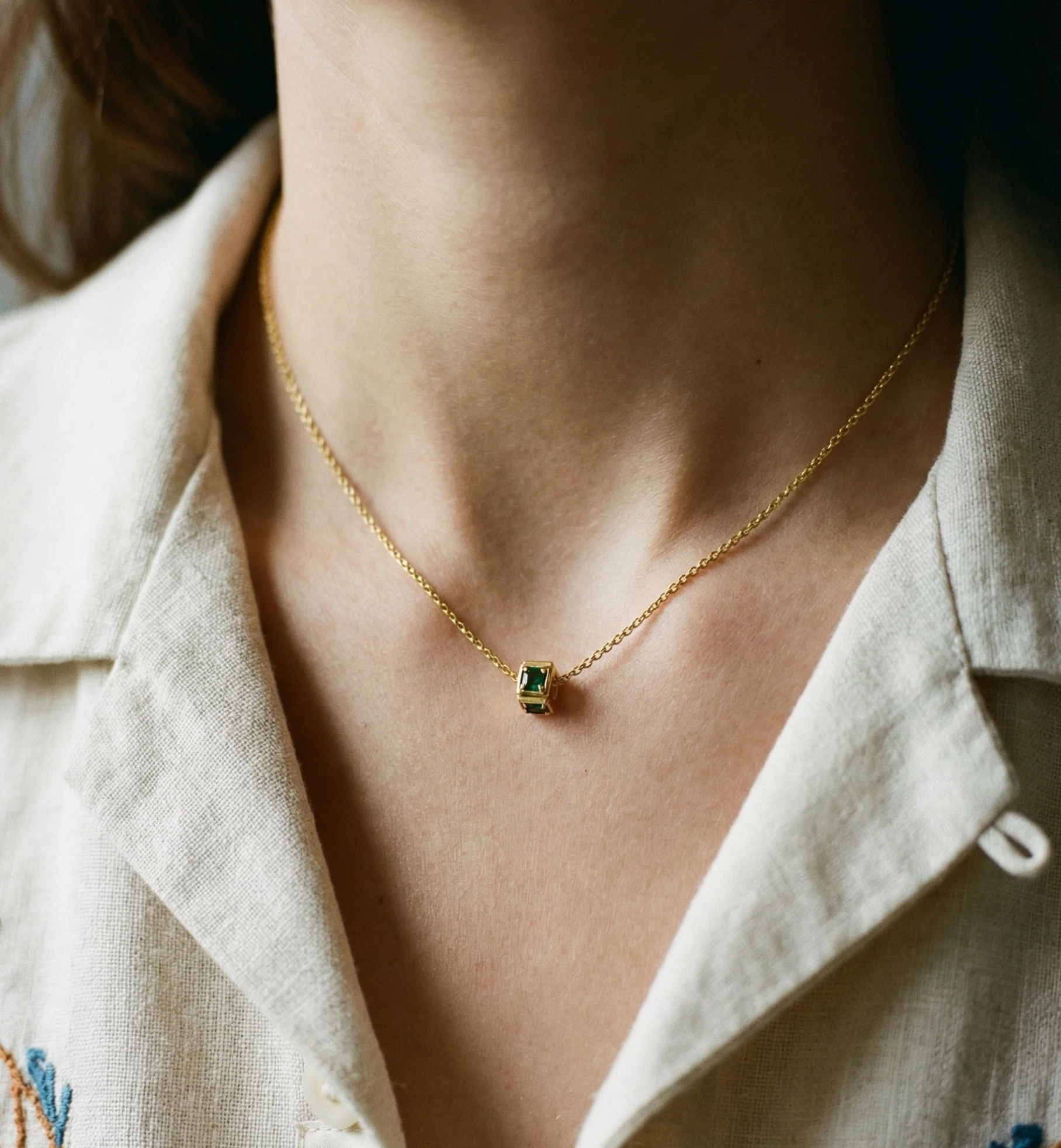 THE EMERALD WHEEL PENDANT - Image 2