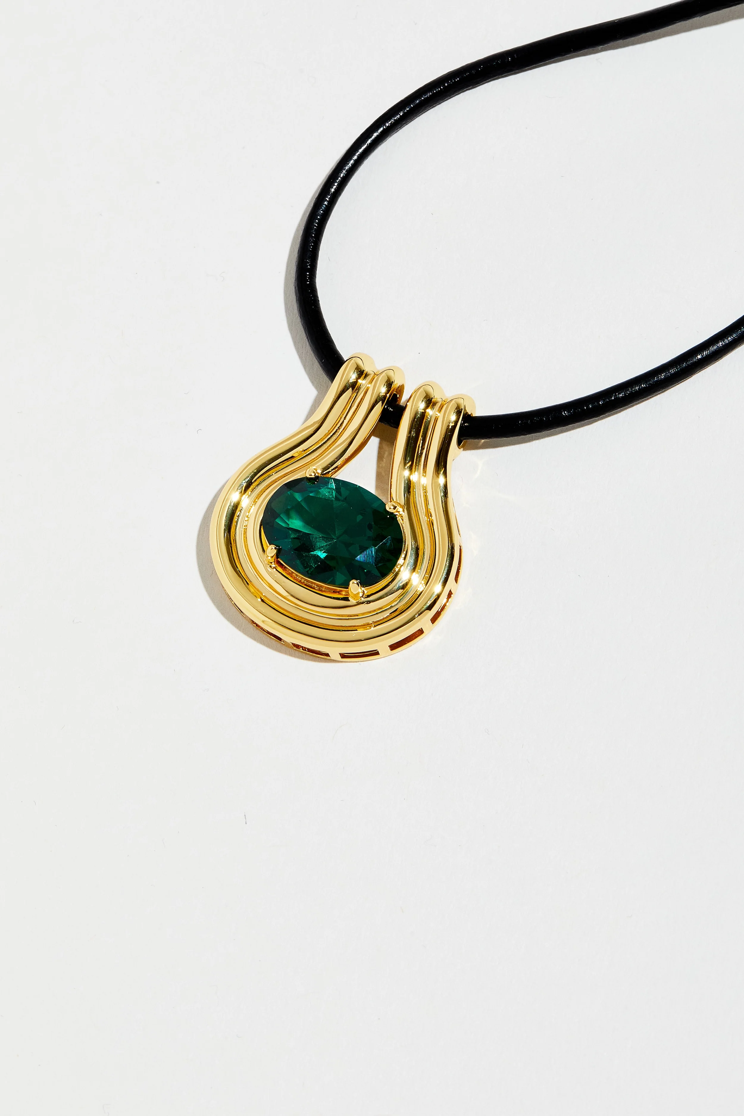 THE ETRA GEM PENDANT NECKLACE - Image 3