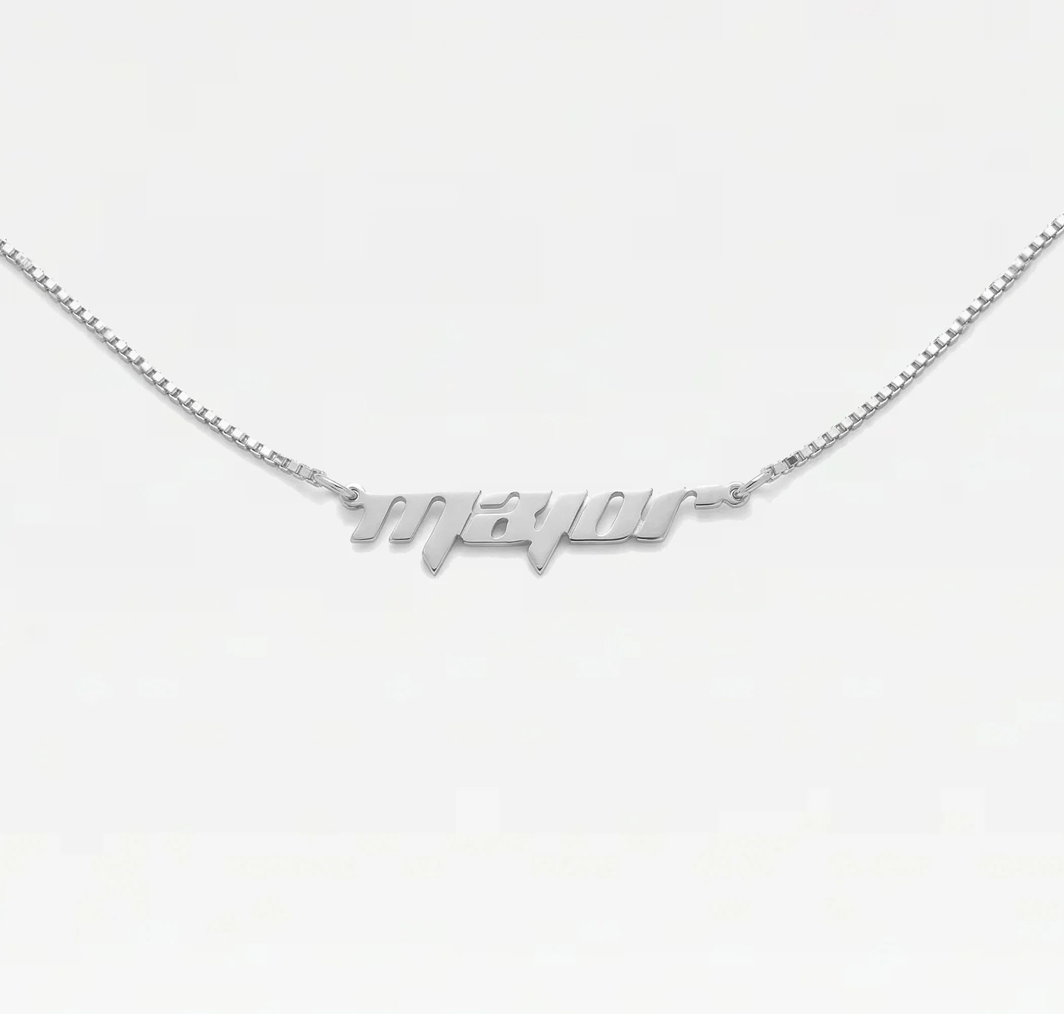 The Frame Nameplate Necklace - Image 3
