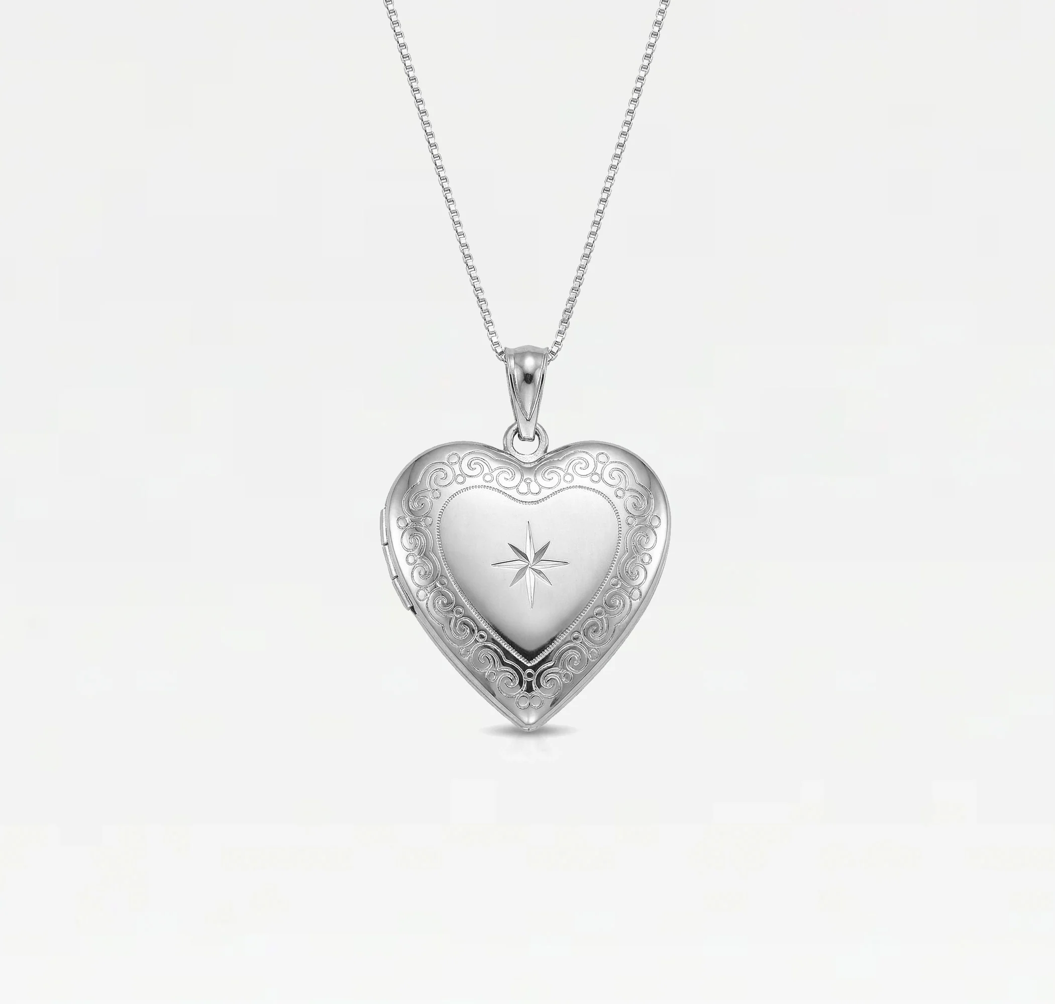 The Heirloom Ornate Photo Locket - Image 3