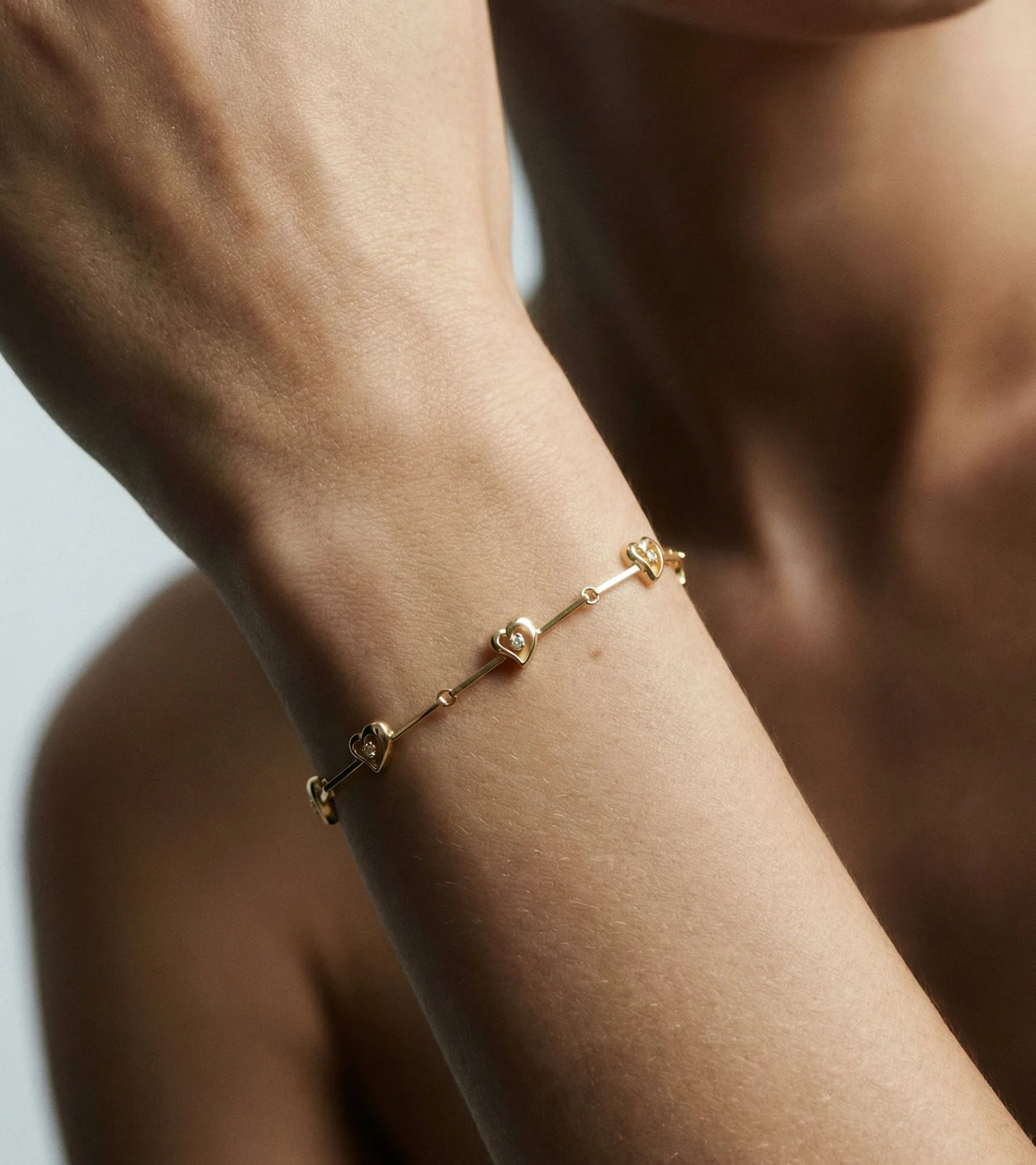 The Kaia Heart Stone Link Bracelet - Image 3