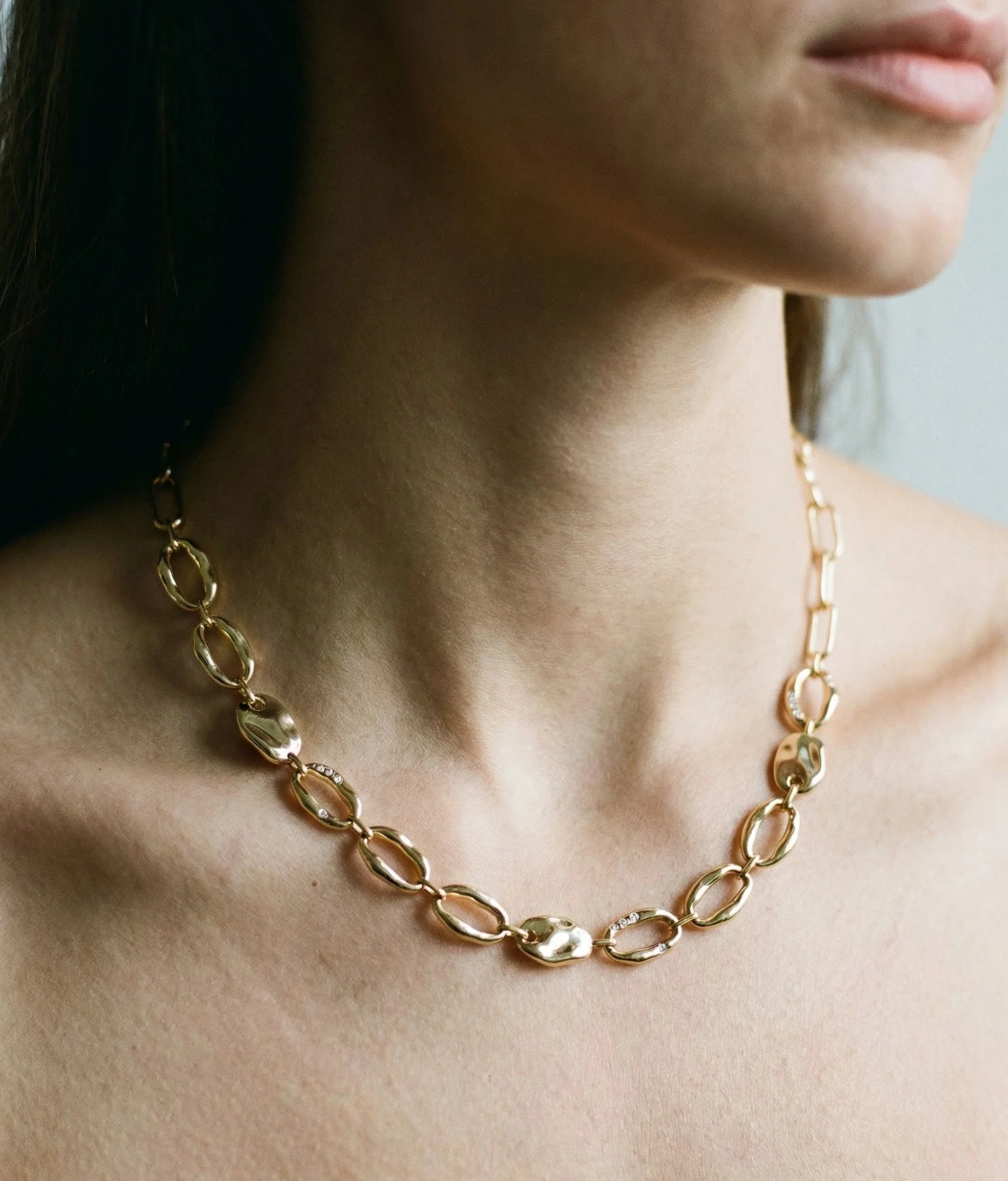 THE LILIA OPEN LINK NECKLACE - Image 2