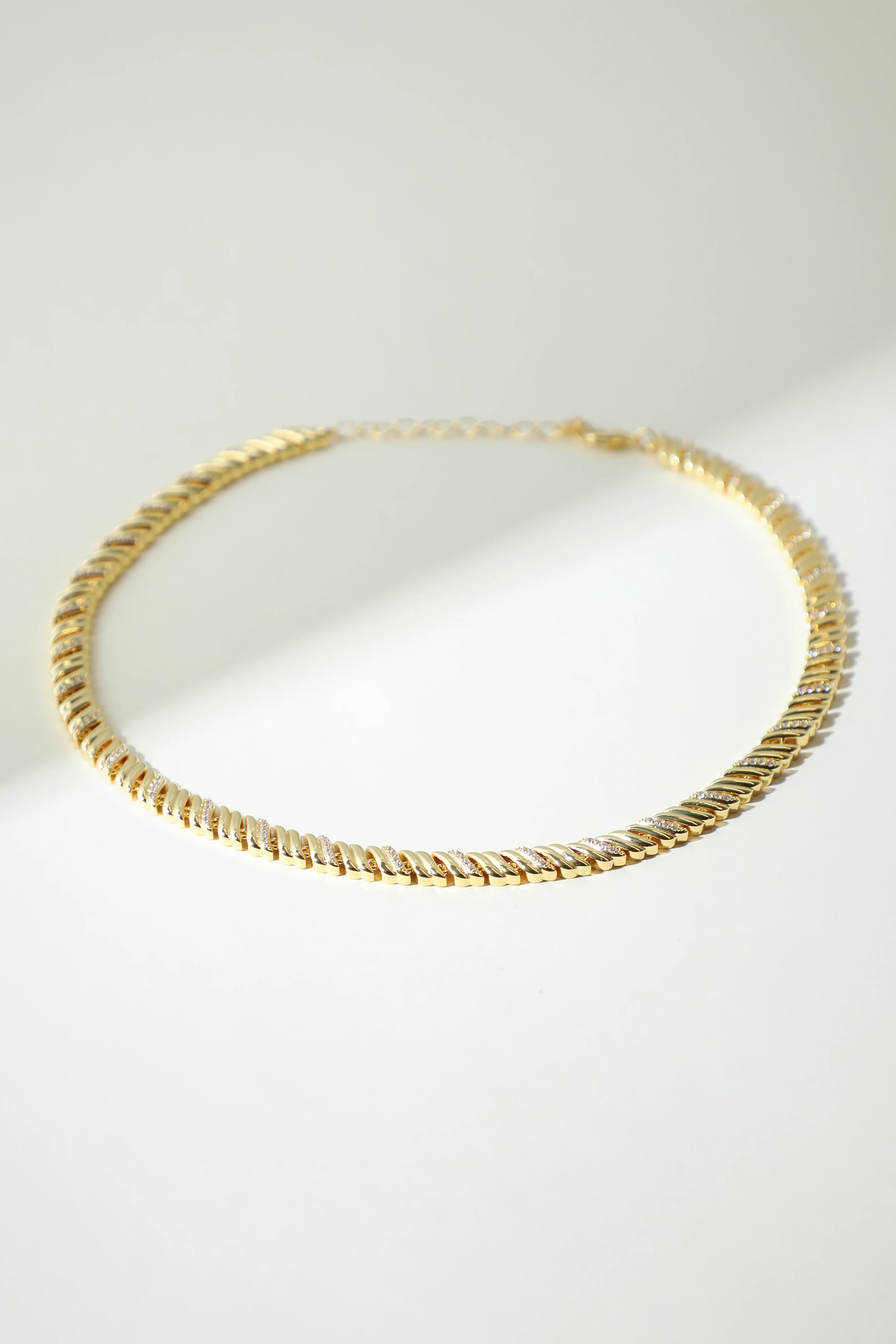 The Margaux Pavé Link Chain - Image 3