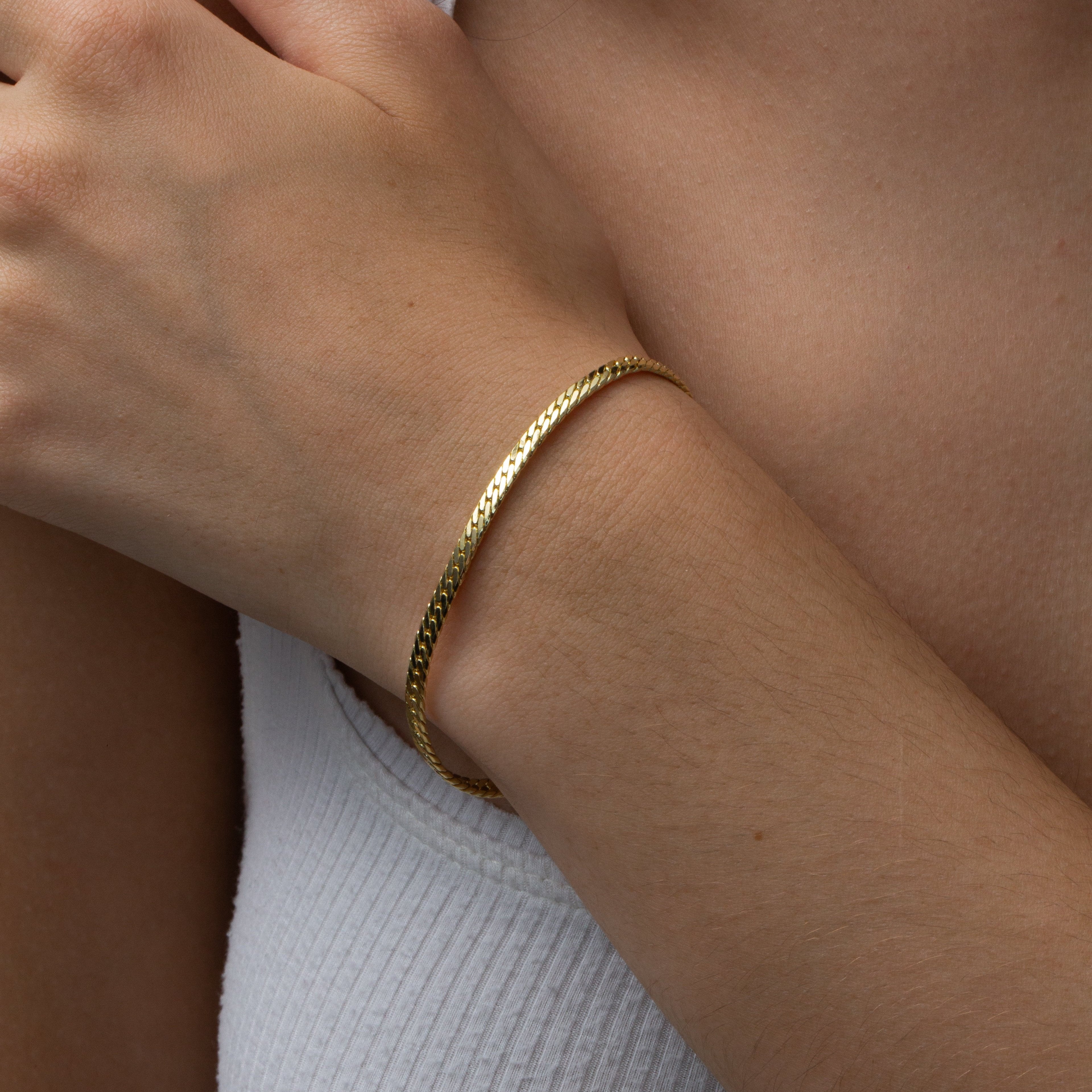 The Mini Cuban Link Bracelet - Image 3
