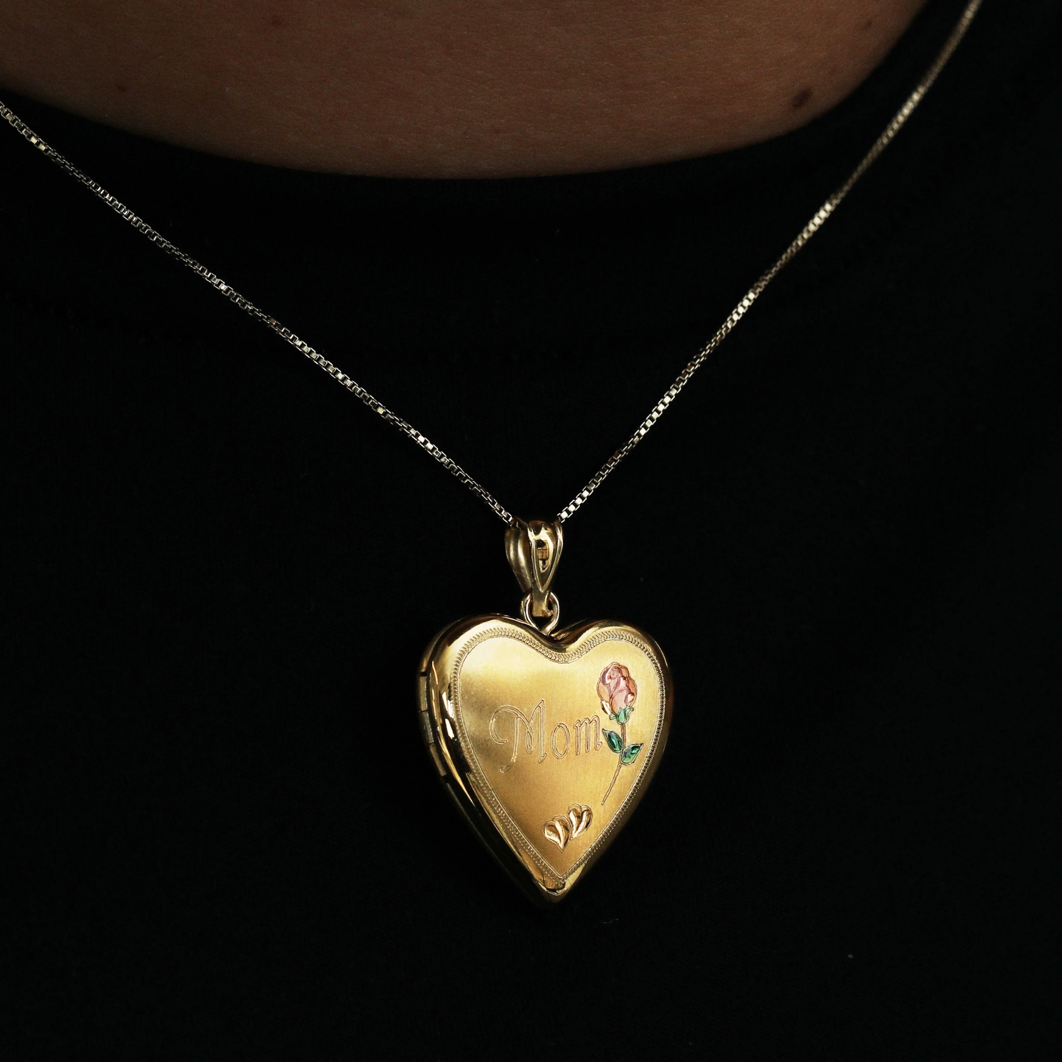 The Mom Mini Rose Photo Locket - Image 8