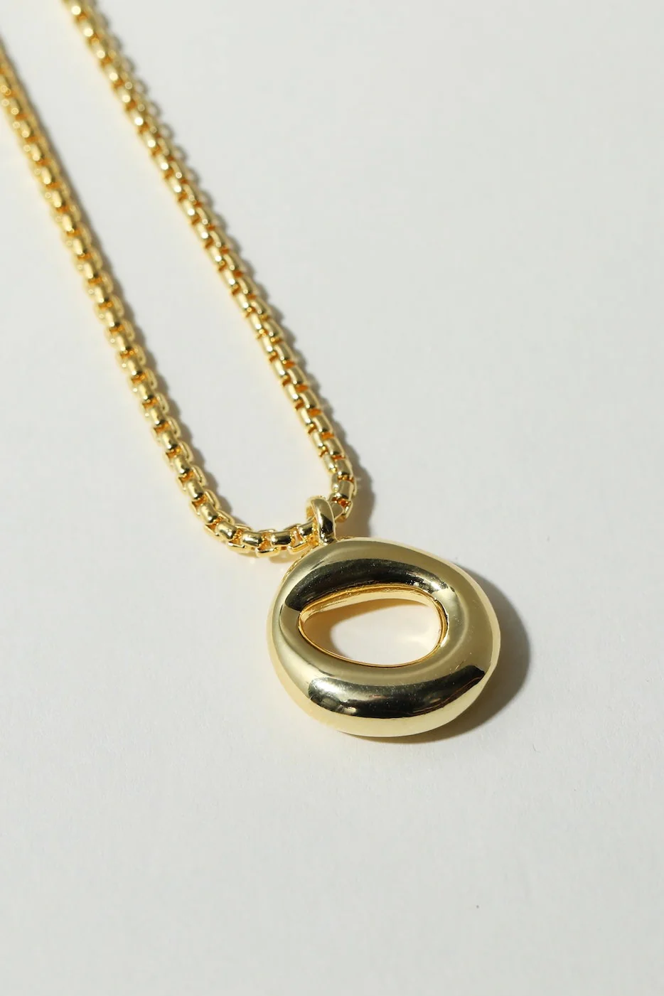 THE MULBERRY LETTER PENDANT NECKLACE - Image 19
