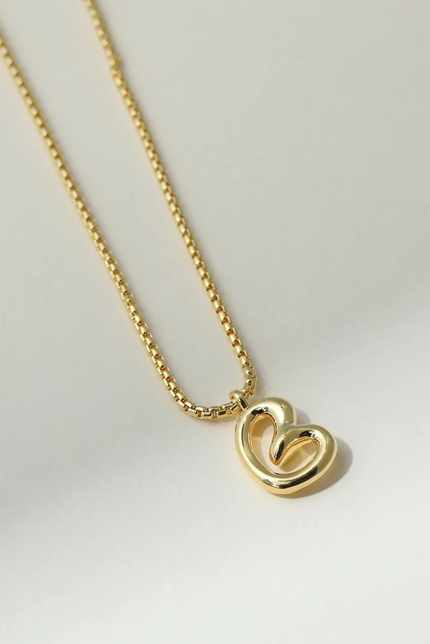 THE MULBERRY LETTER PENDANT NECKLACE - Image 6