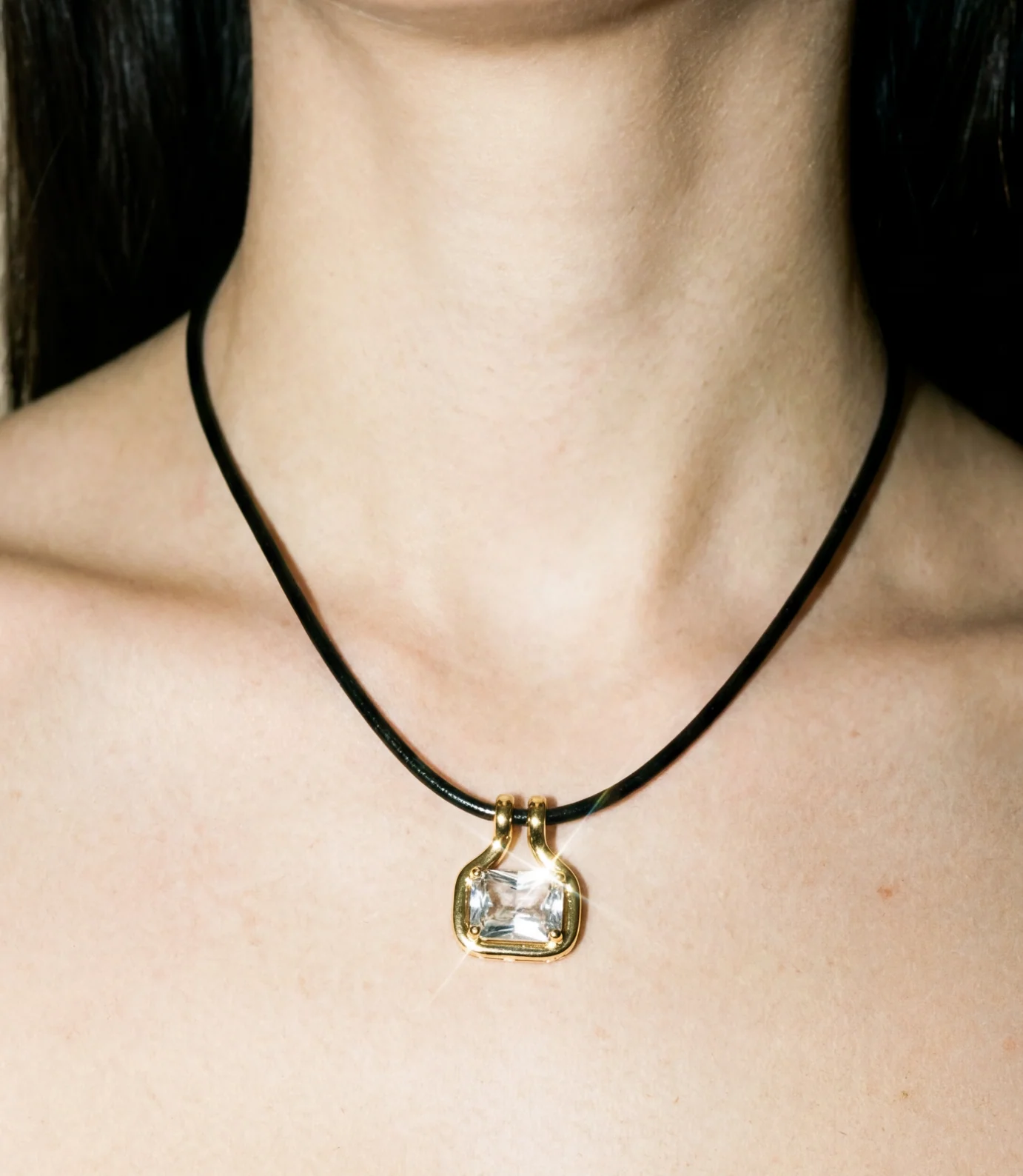 THE NAIA GEM PENDANT NECKLACE - Image 11