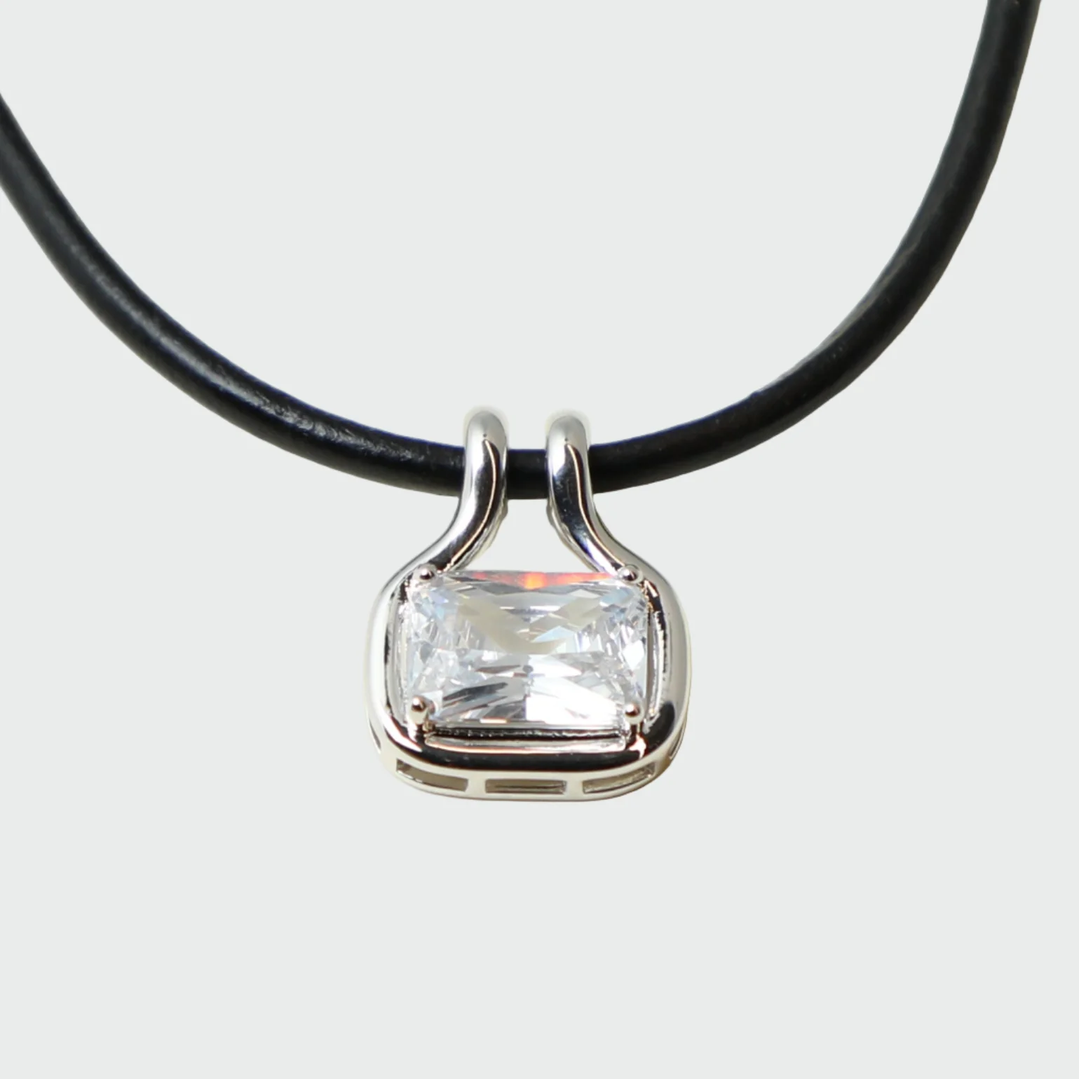 THE NAIA GEM PENDANT NECKLACE - Image 8