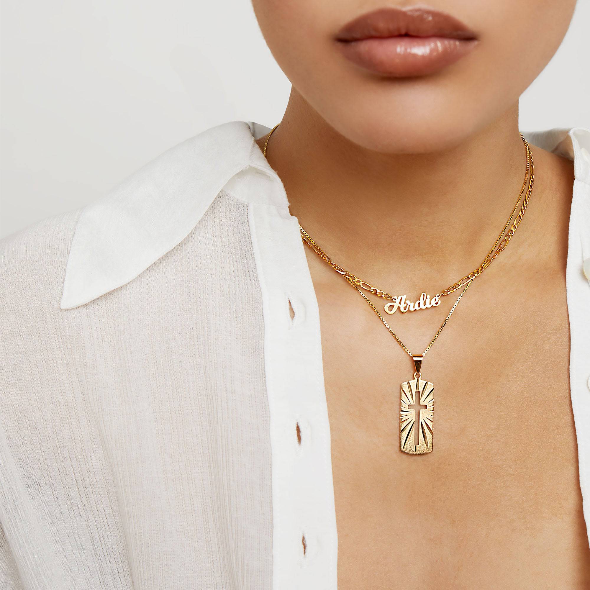 The Nameplate Necklace Figaro Chain - Image 4