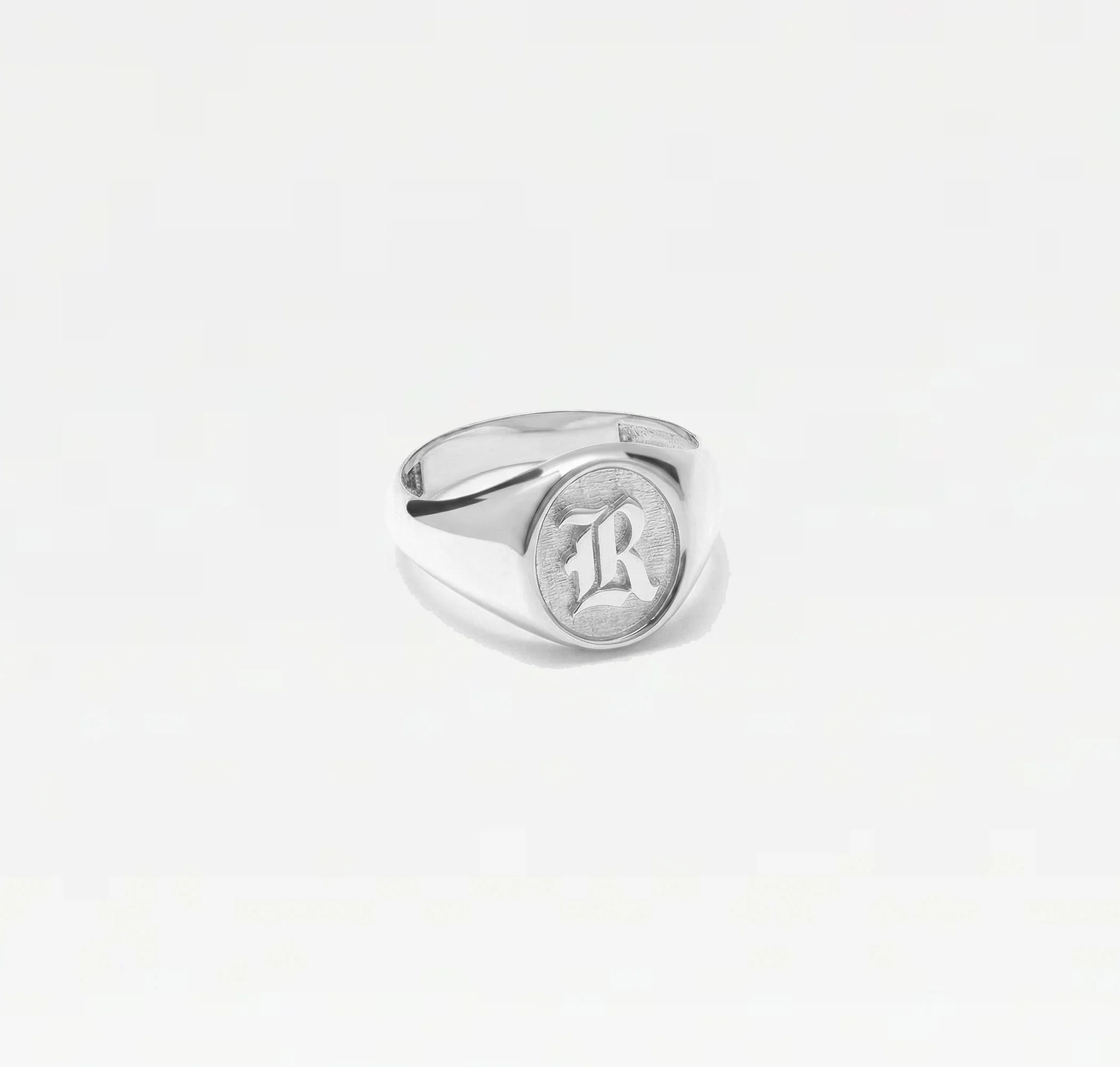 The Old English Oval Signet Ring - Image 4