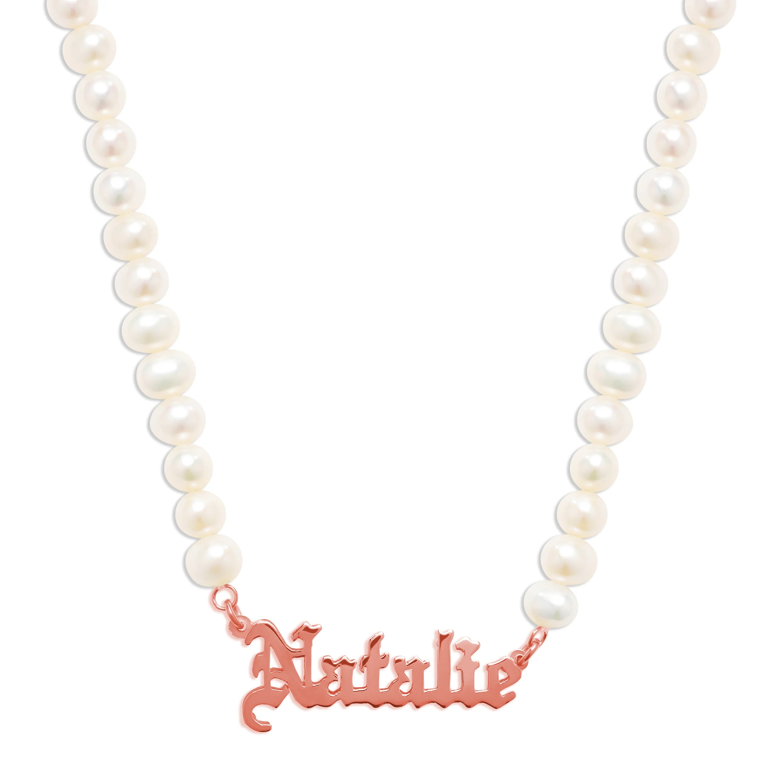 The Old English Pearl Nameplate Necklace - Image 8