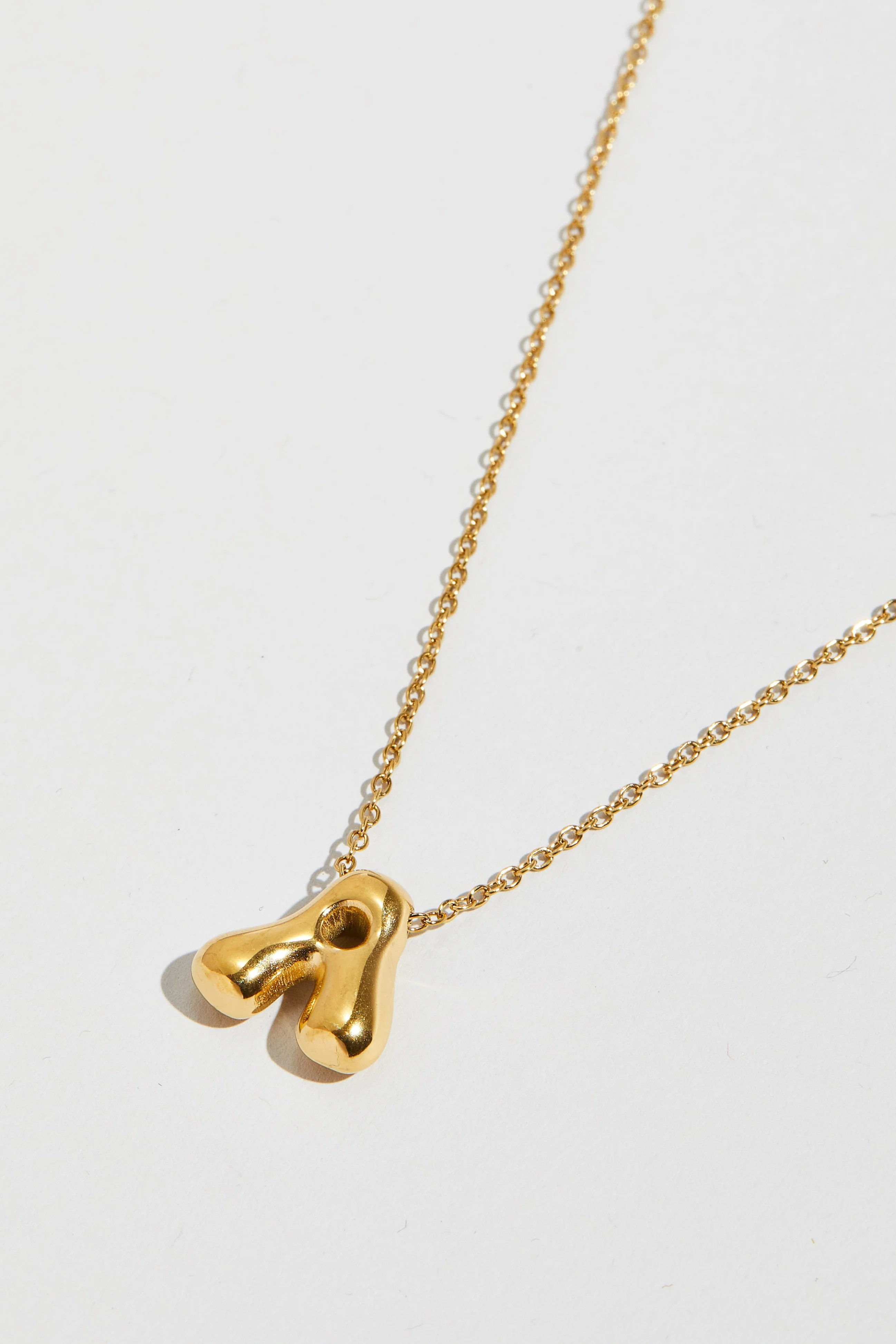 THE ORNATE BUBBLE LETTER NECKLACE - Image 3