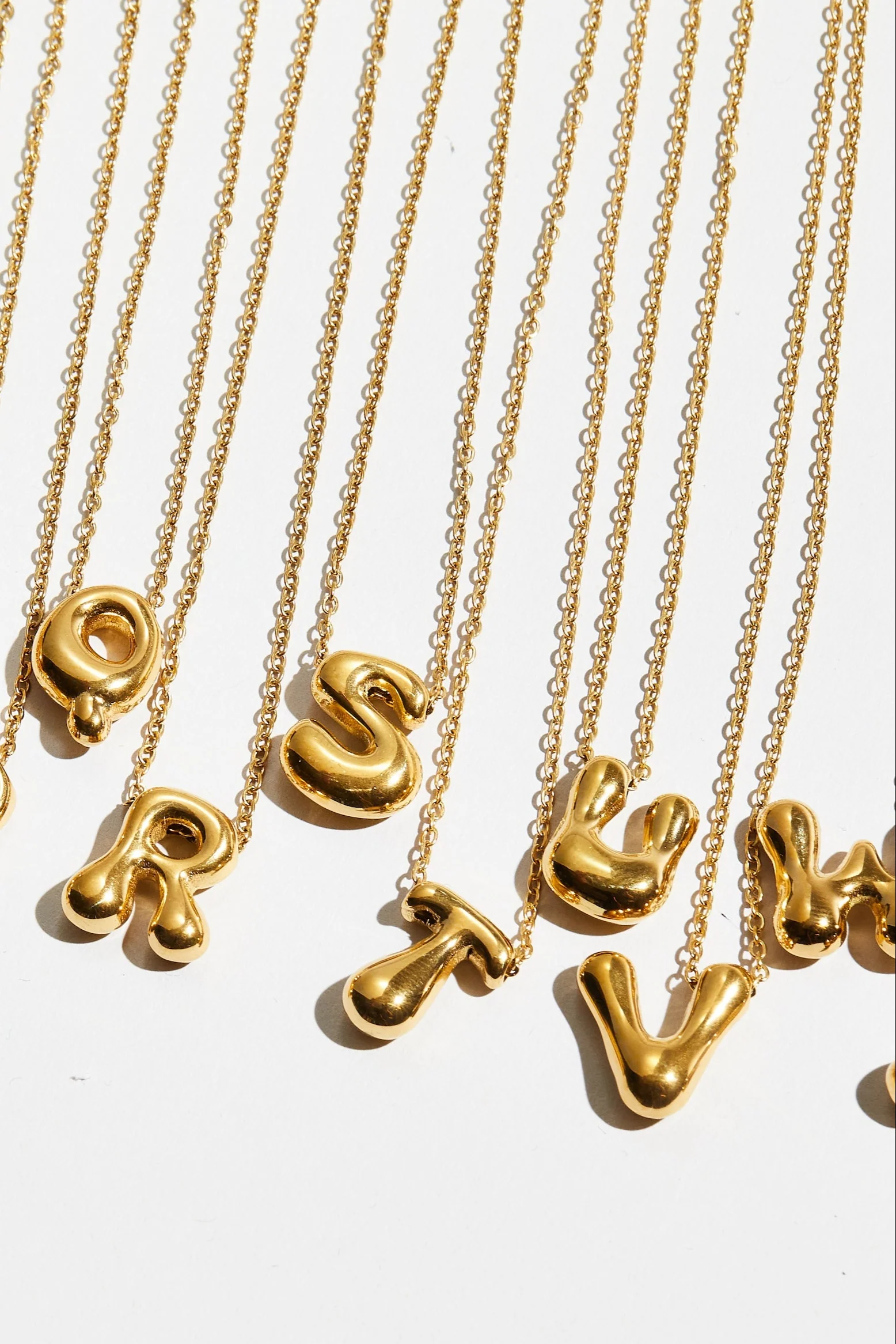 THE ORNATE BUBBLE LETTER NECKLACE - Image 8
