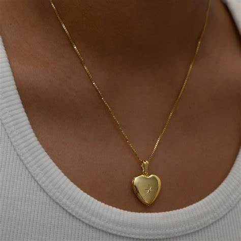 The Ornate Photo Locket - Image 3
