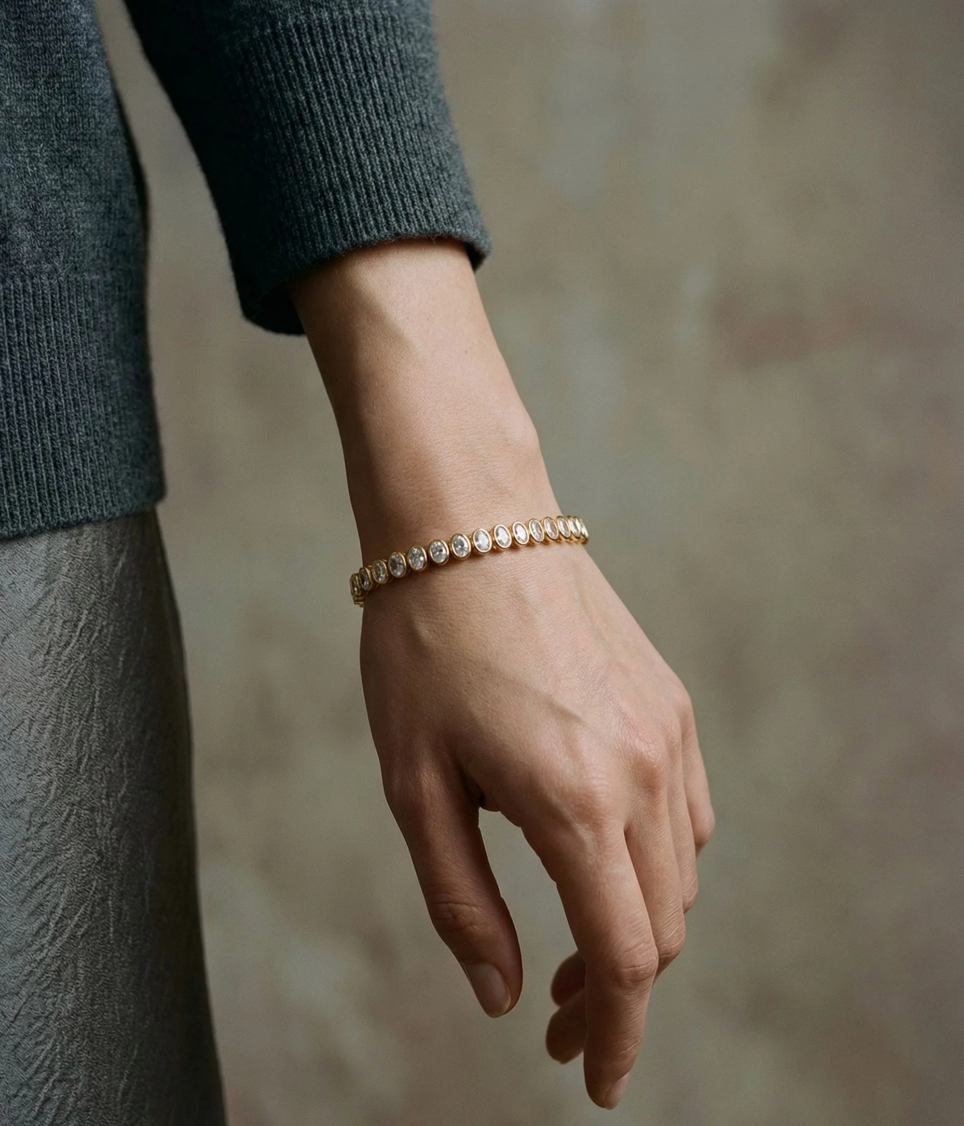 THE OVAL TENNIS BRACELET - Image 3
