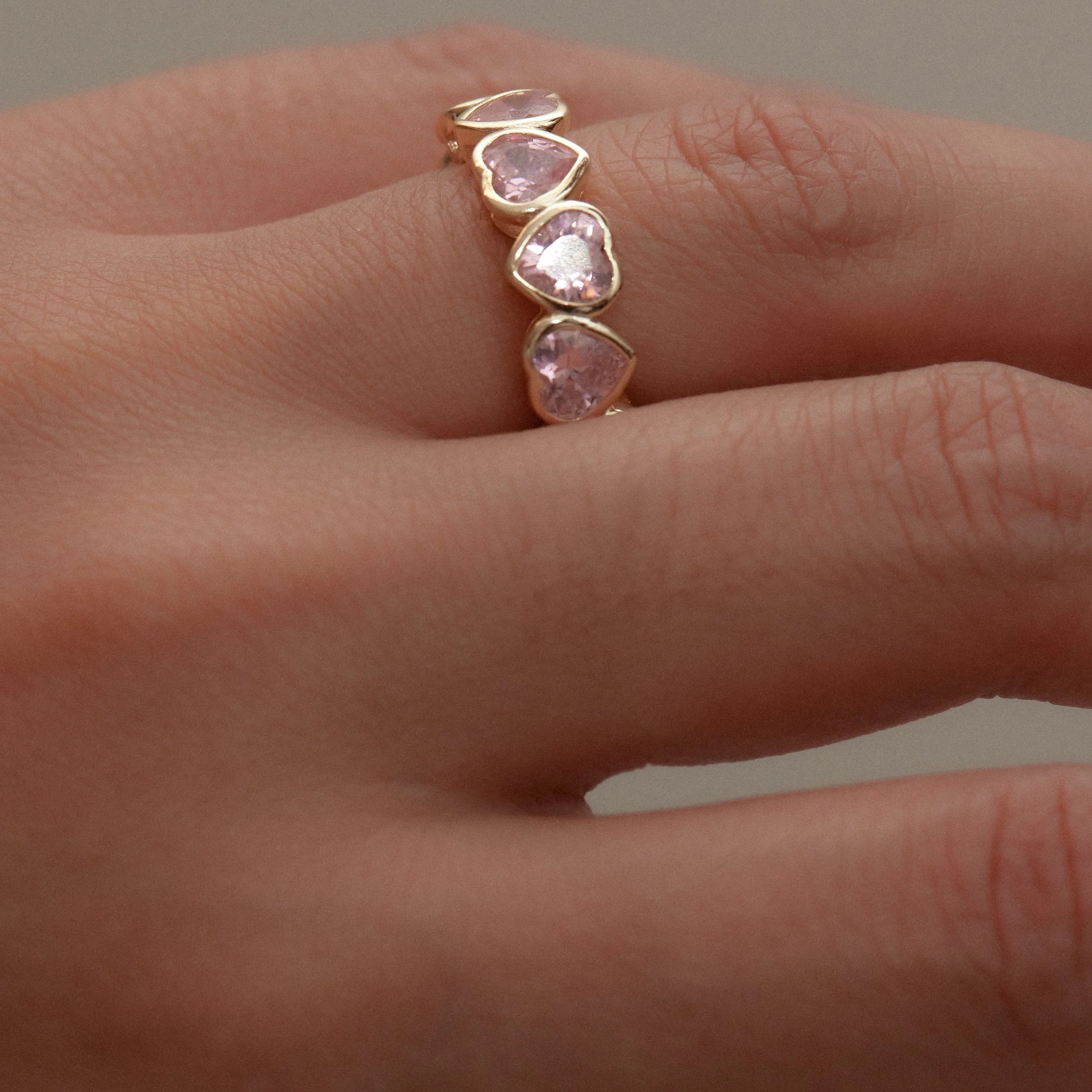 The Pavé Heart Eternity Band - Image 3