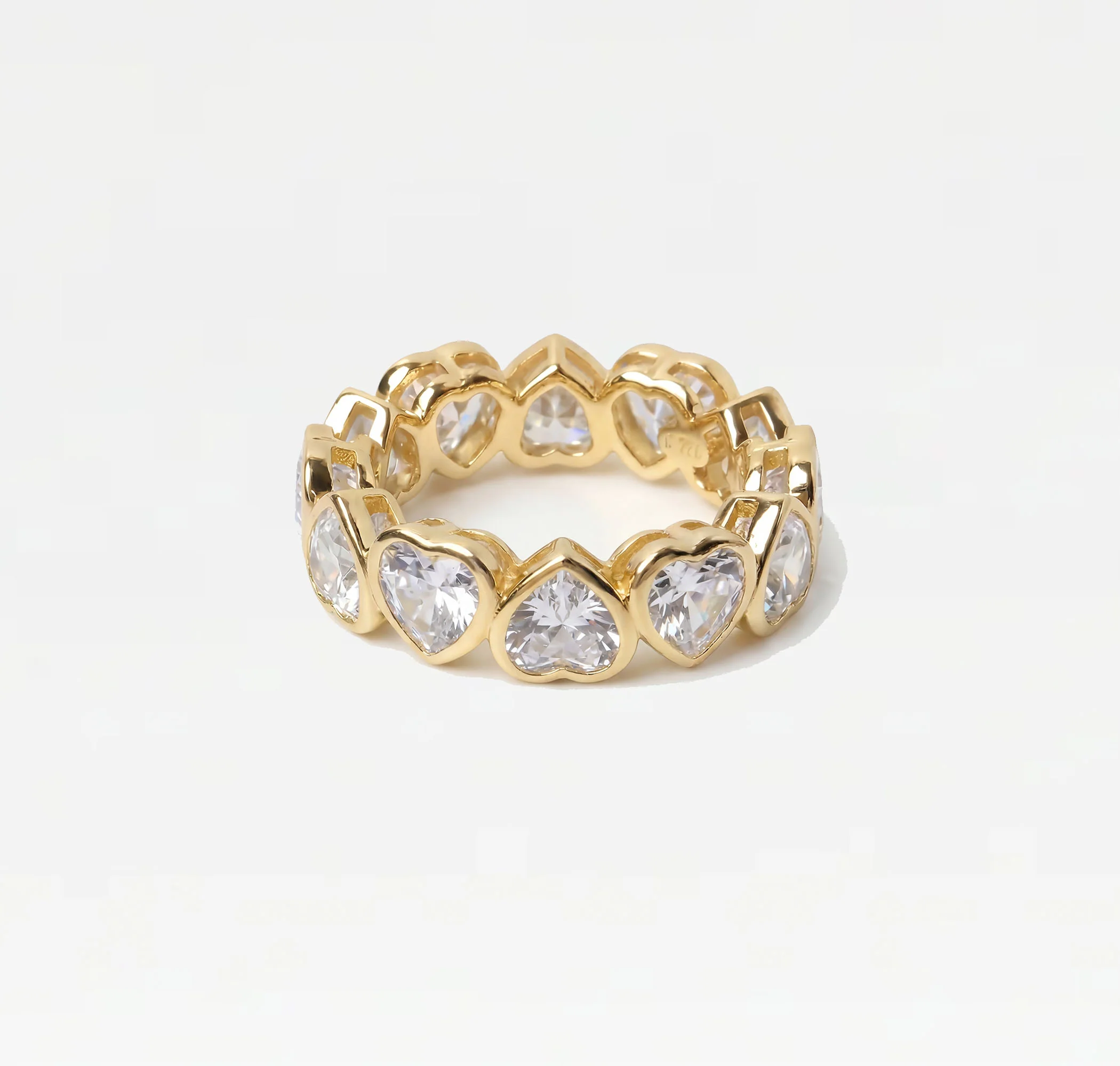 The Pavé Heart Eternity Band - Image 5