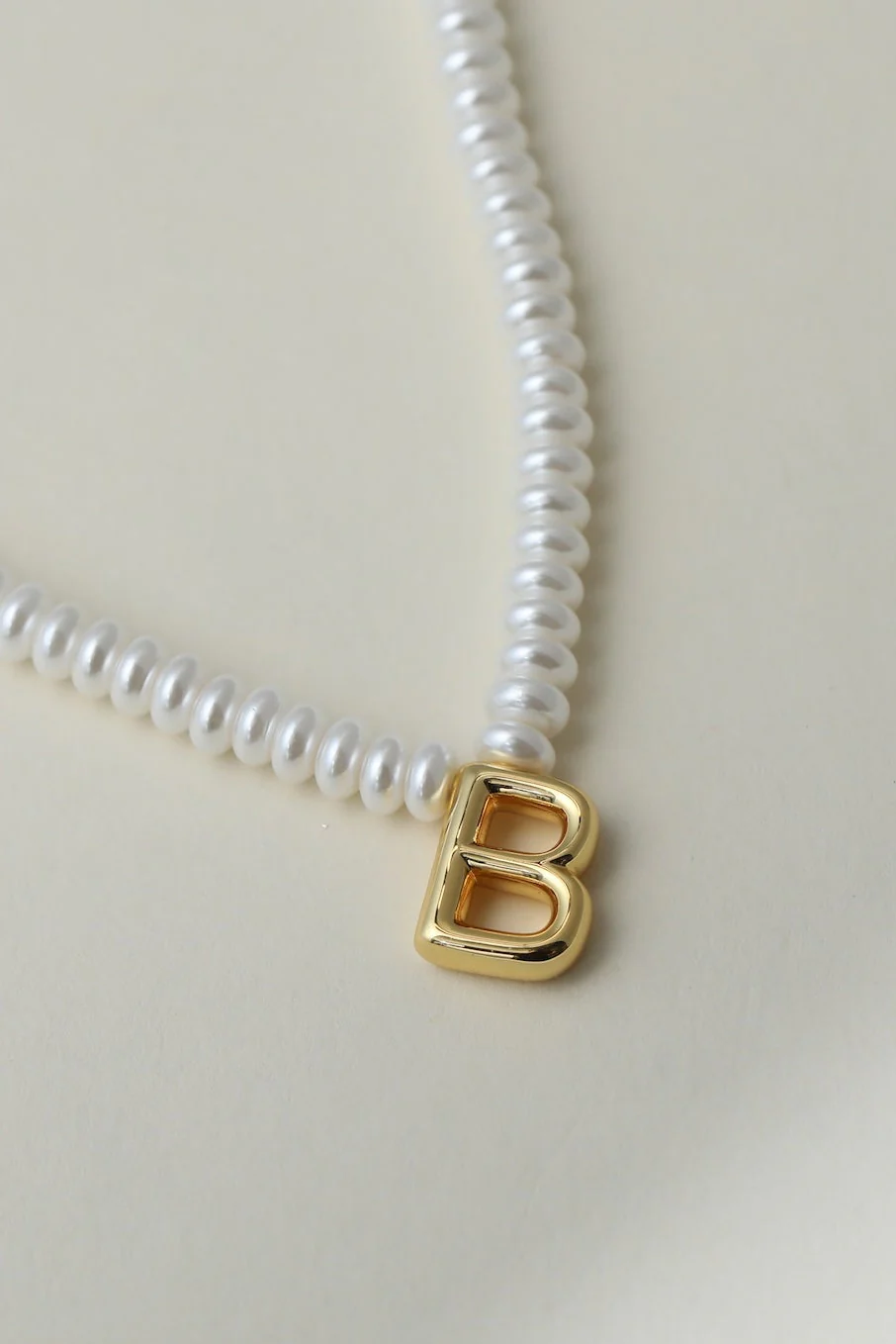 The Pearl Bubble Letter Necklace - Image 6