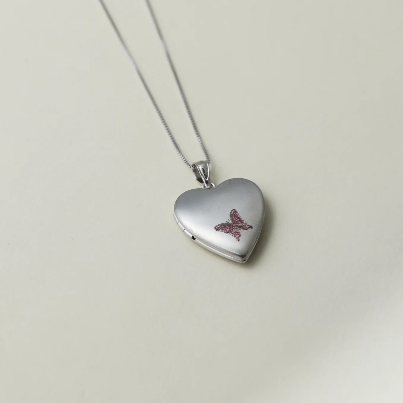 The Pink Butterfly Photo Locket - Image 8