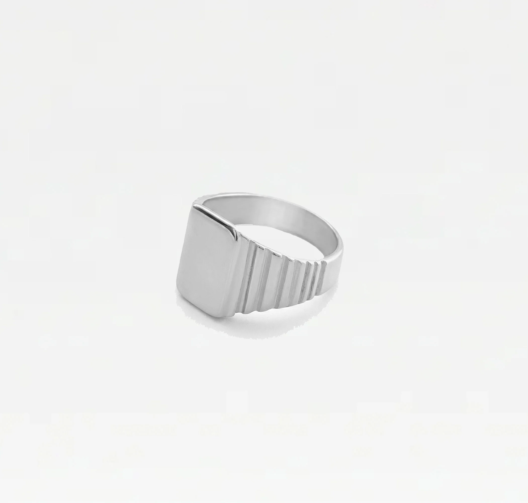 The Rouge Signet Ring - Image 4