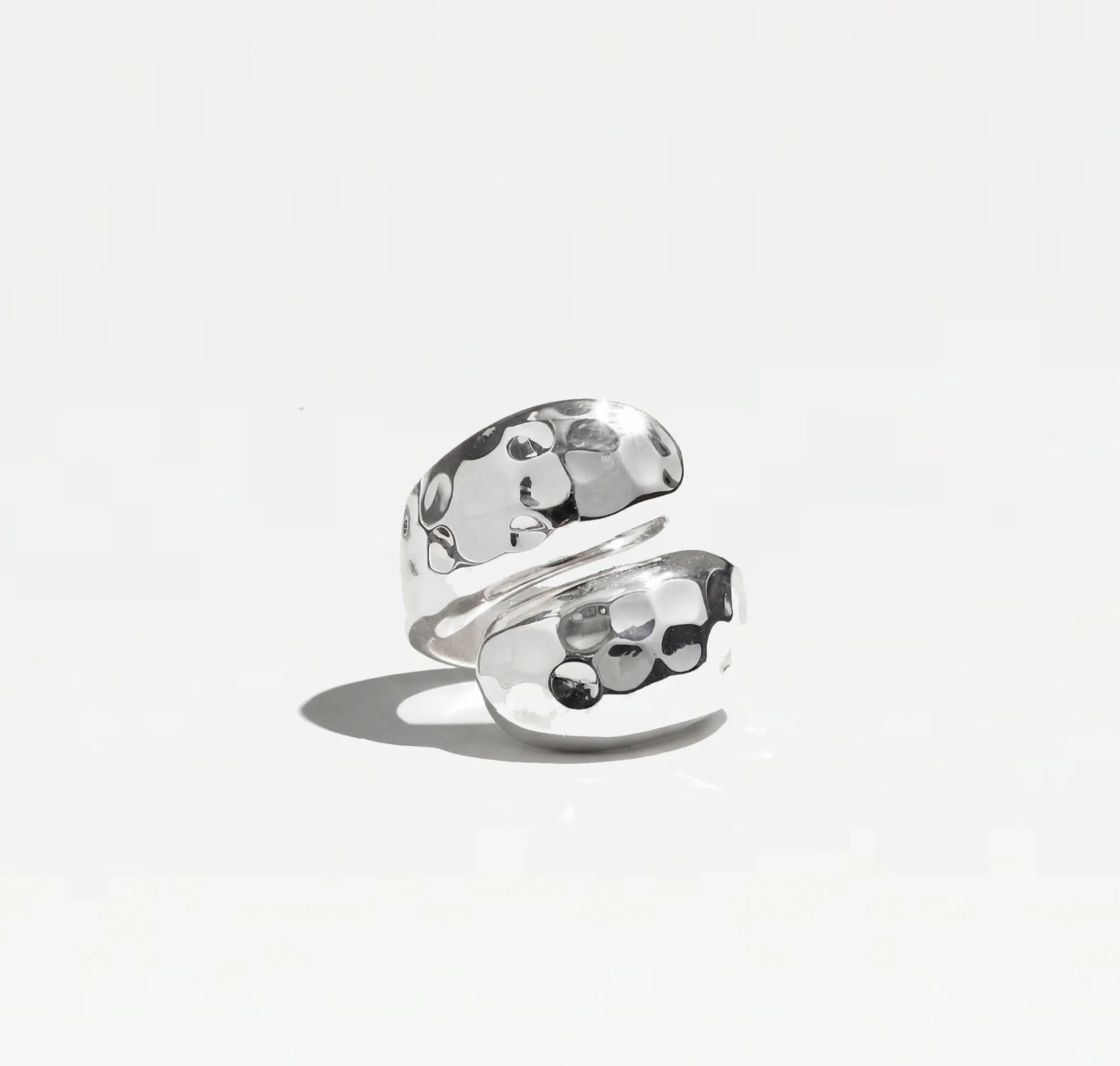 THE SILVER HAMMERED WRAP RING