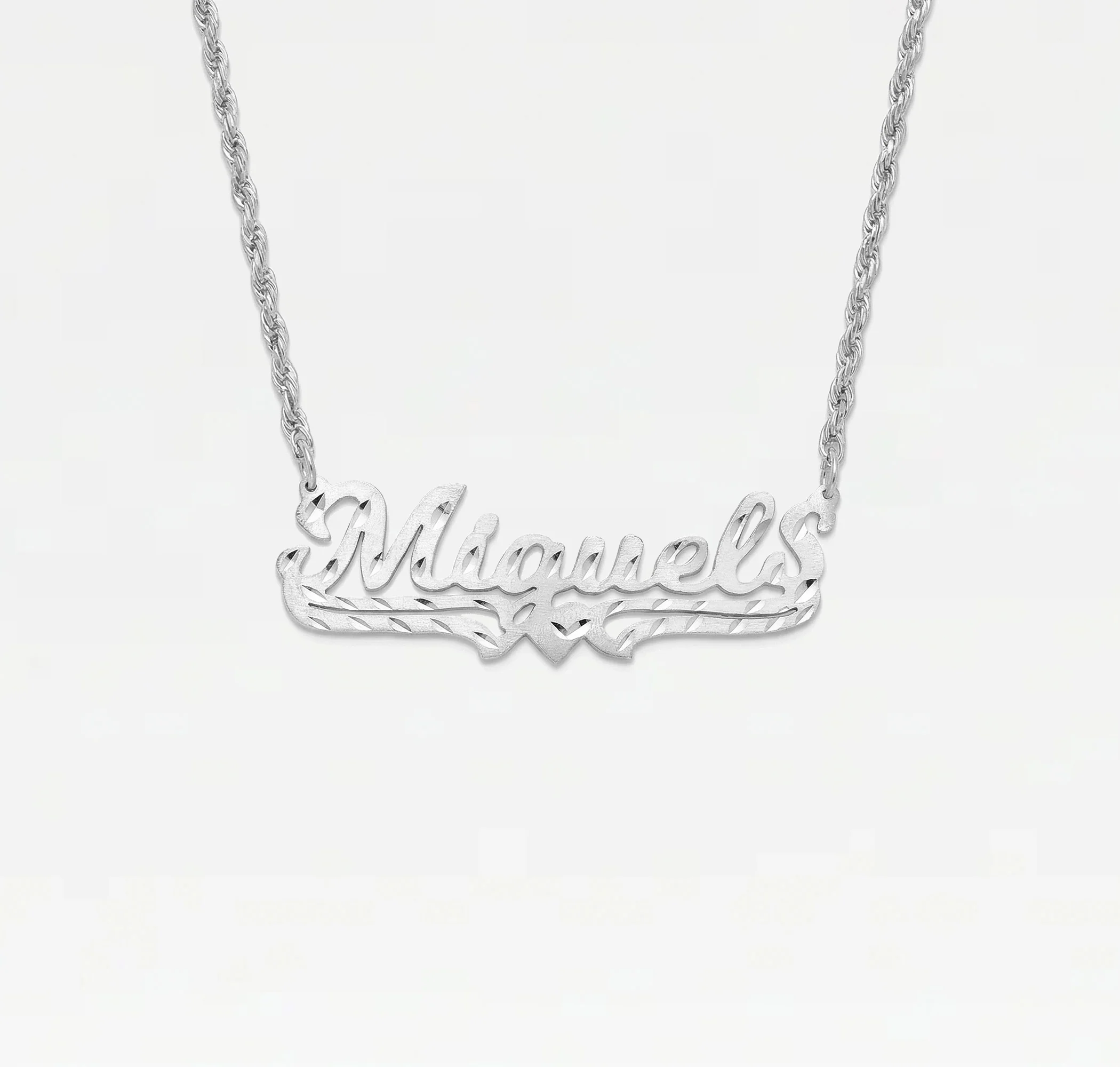 The Single Heart Cut Nameplate Necklace - Image 4