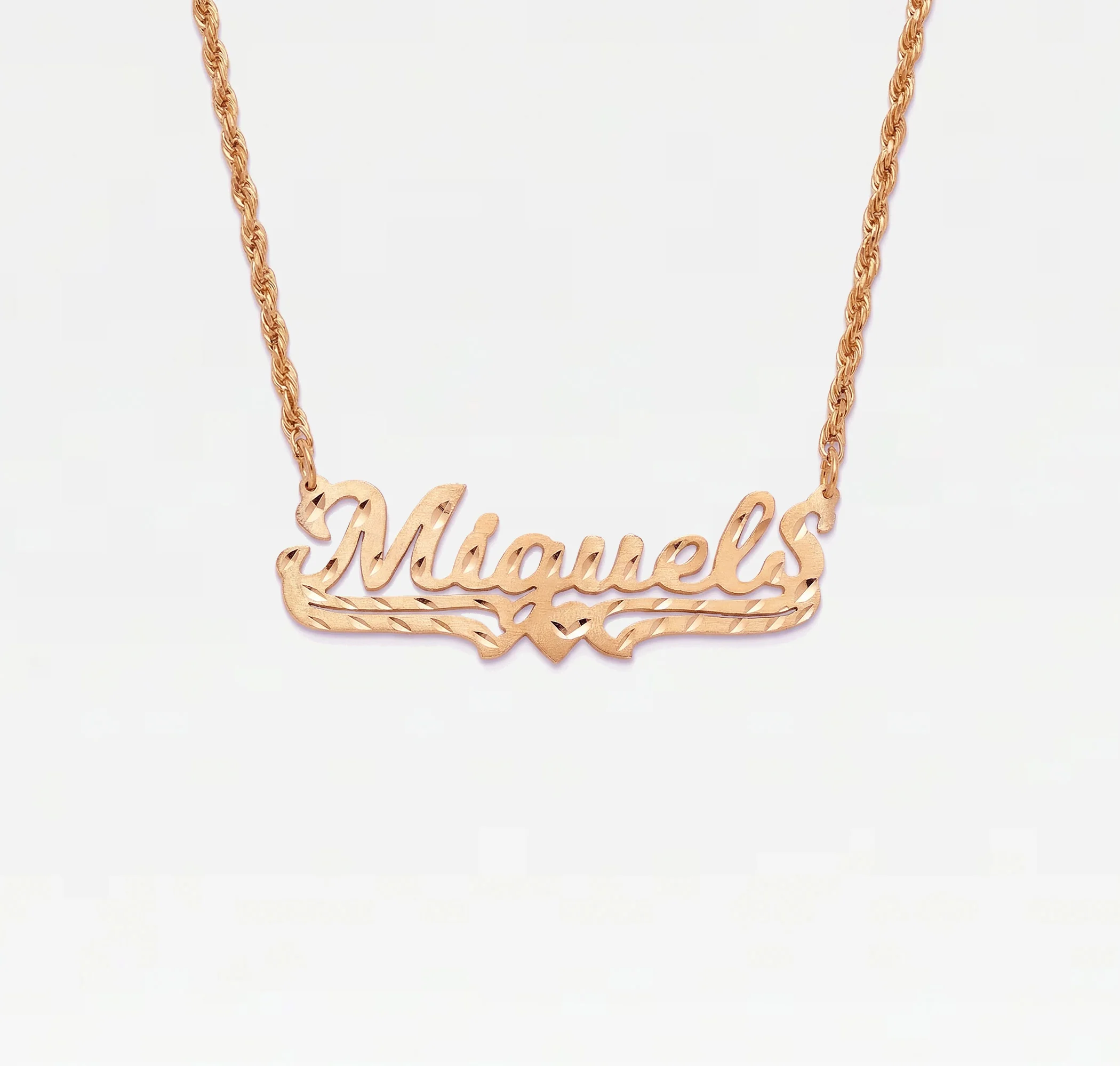 The Single Heart Cut Nameplate Necklace - Image 5