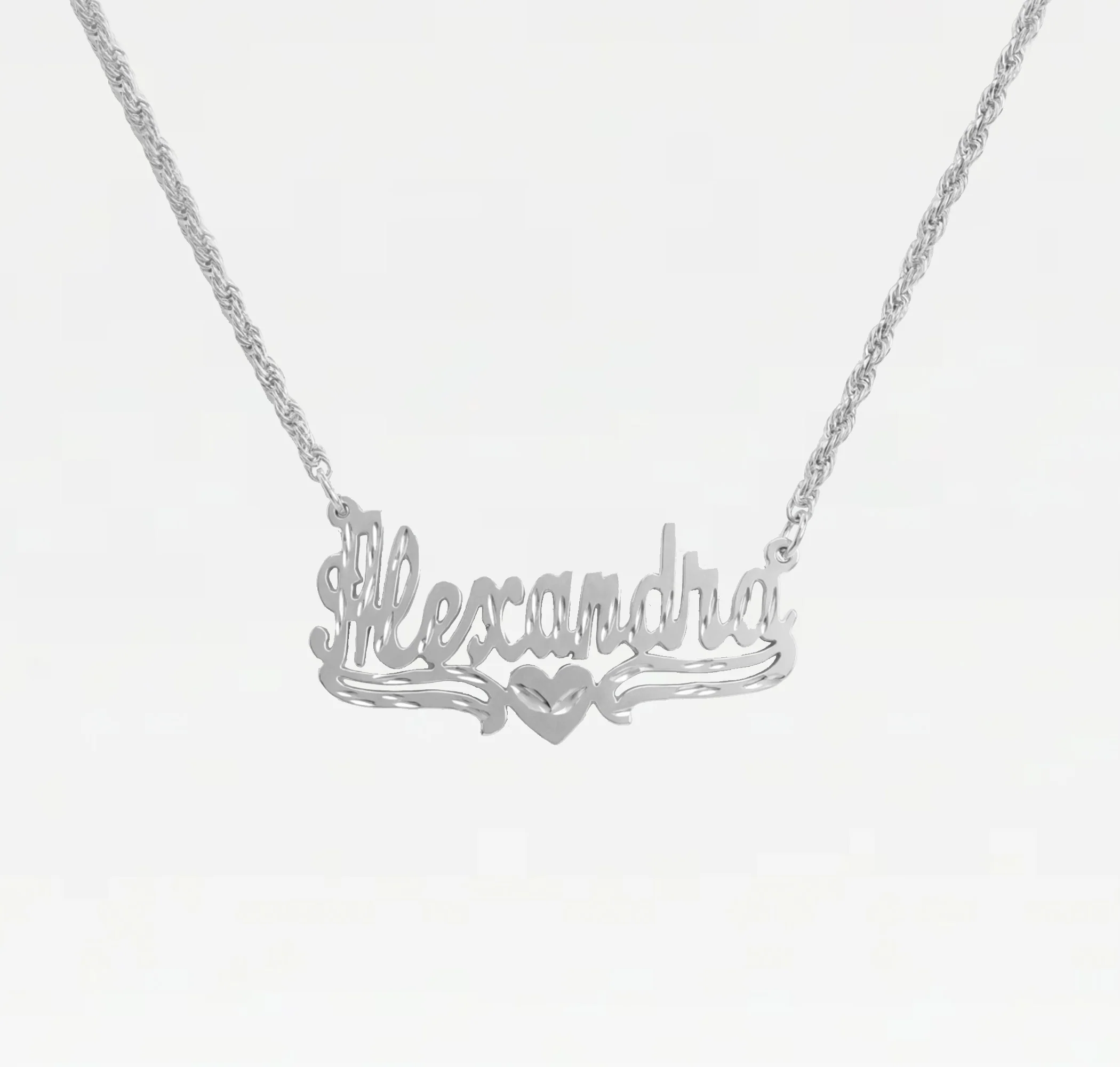 The Single Heart Rope Cut Nameplate Necklace - Image 3