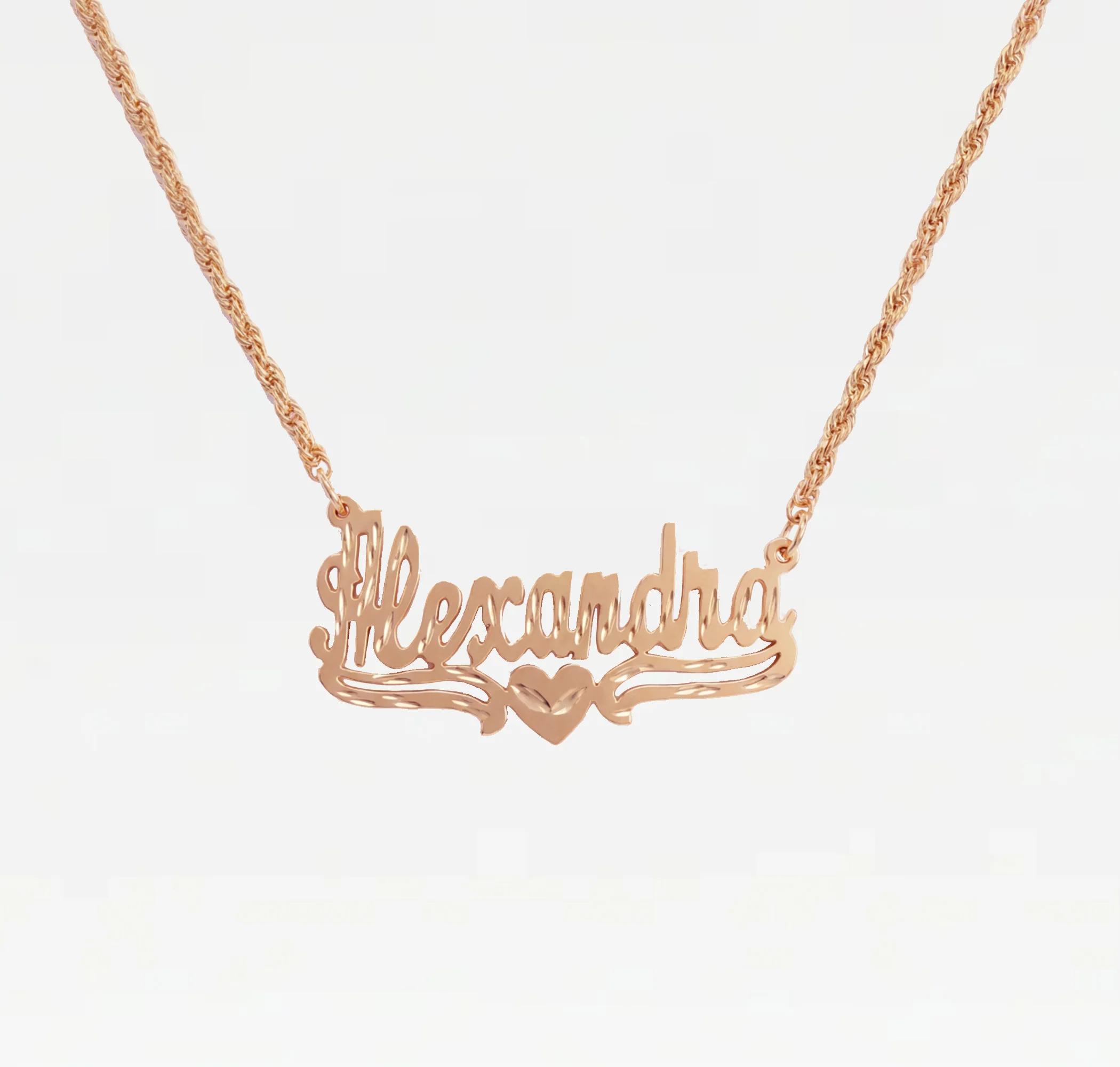 The Single Heart Rope Cut Nameplate Necklace - Image 4