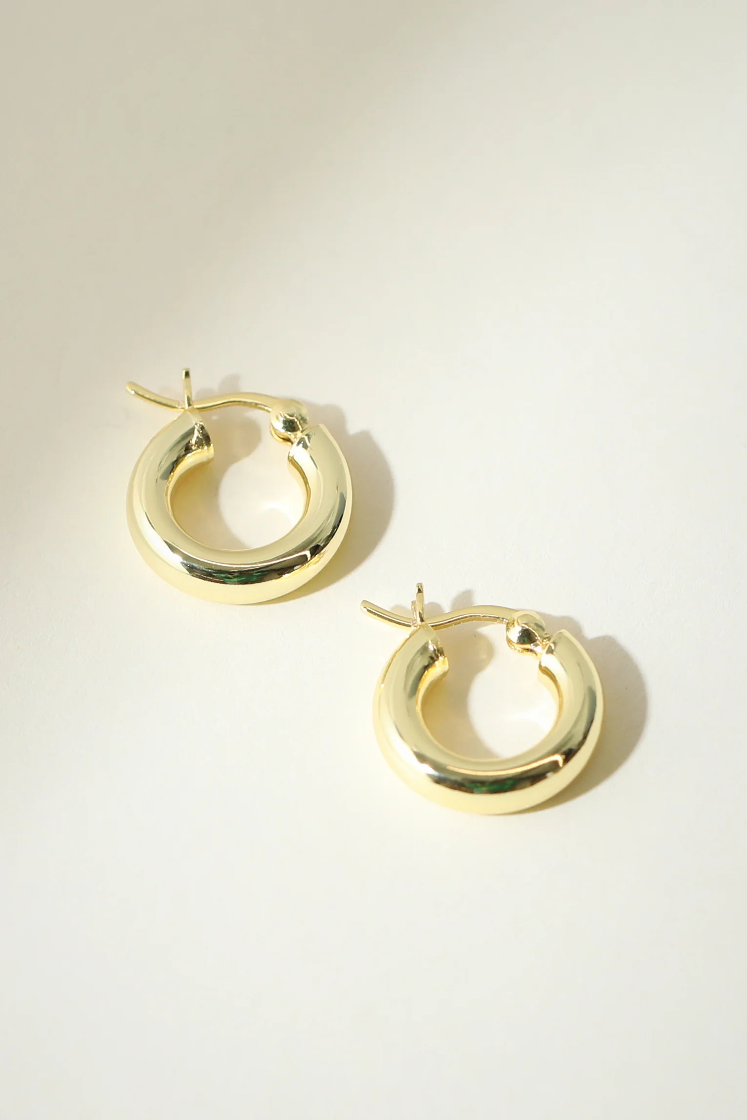 The Small Ravello Hoops - Image 5